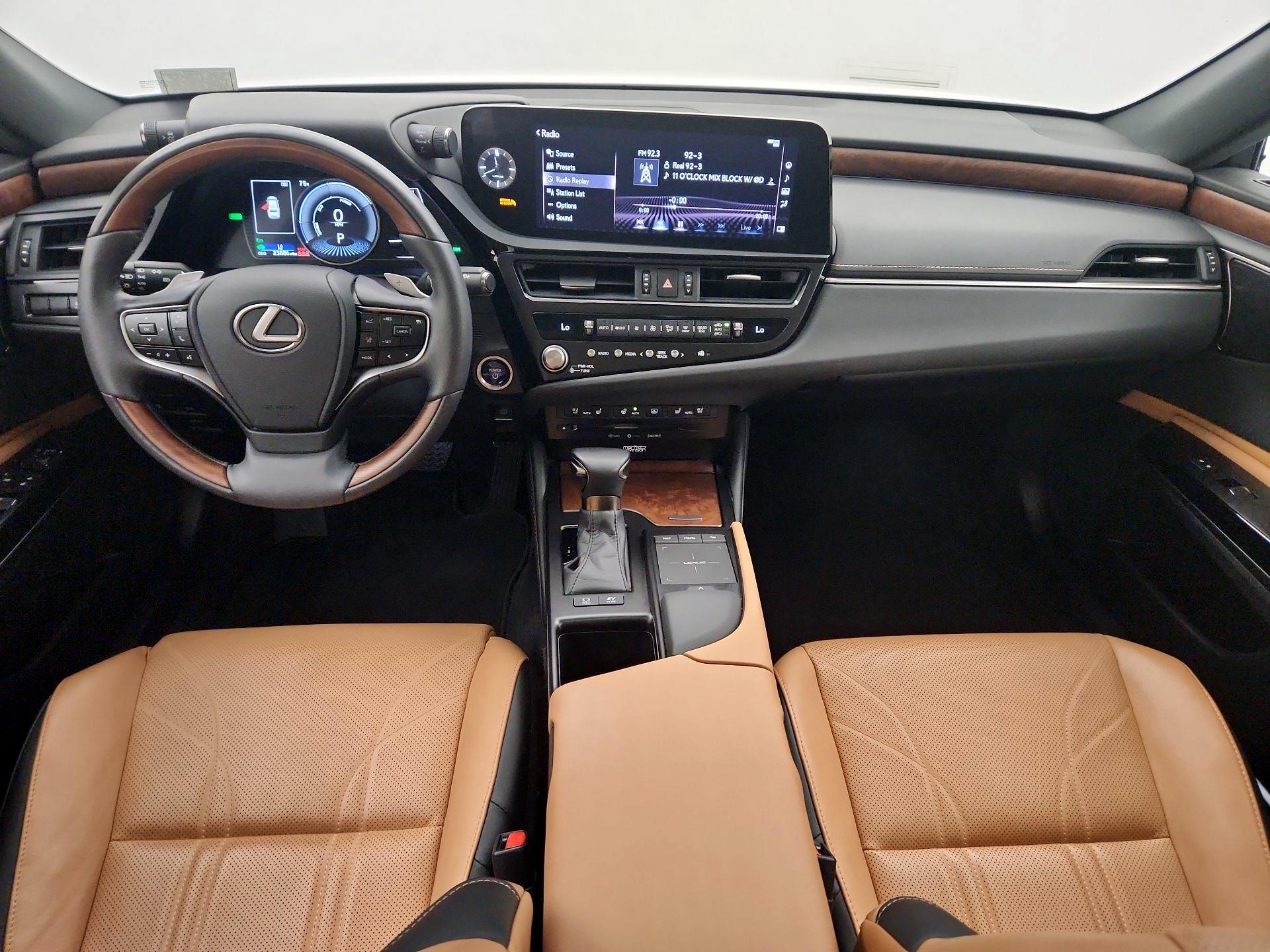 Thumbnail: 2022 Lexus ES - 9
