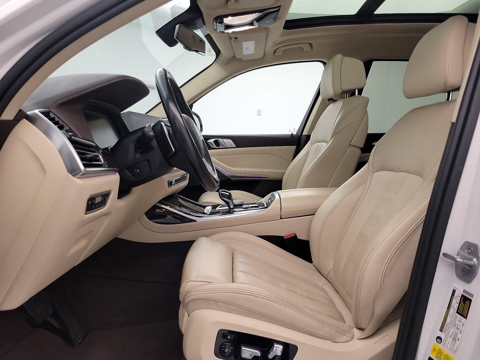 Thumbnail: 2019 BMW X7 - 11
