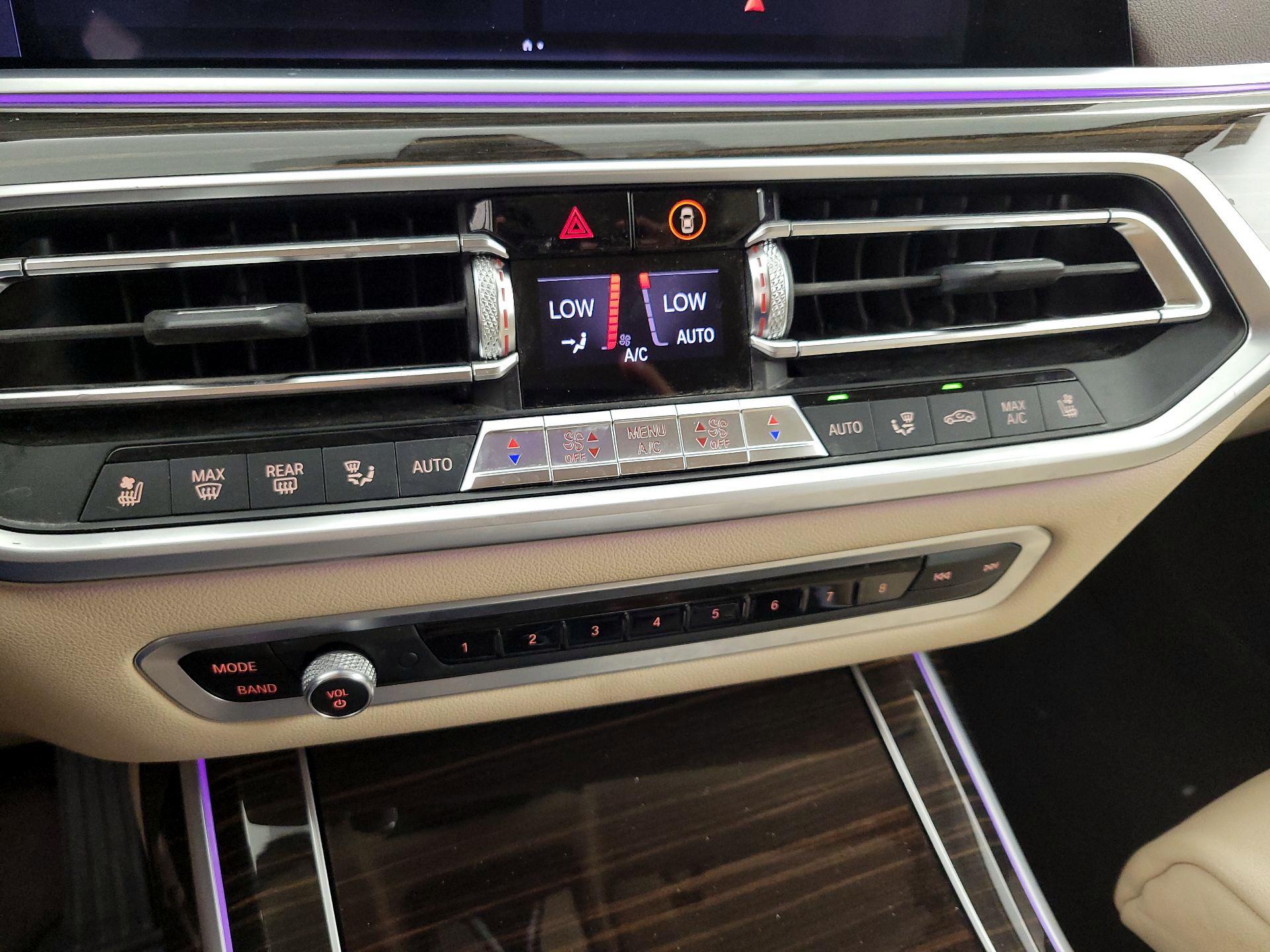 Thumbnail: 2019 BMW X7 - 17