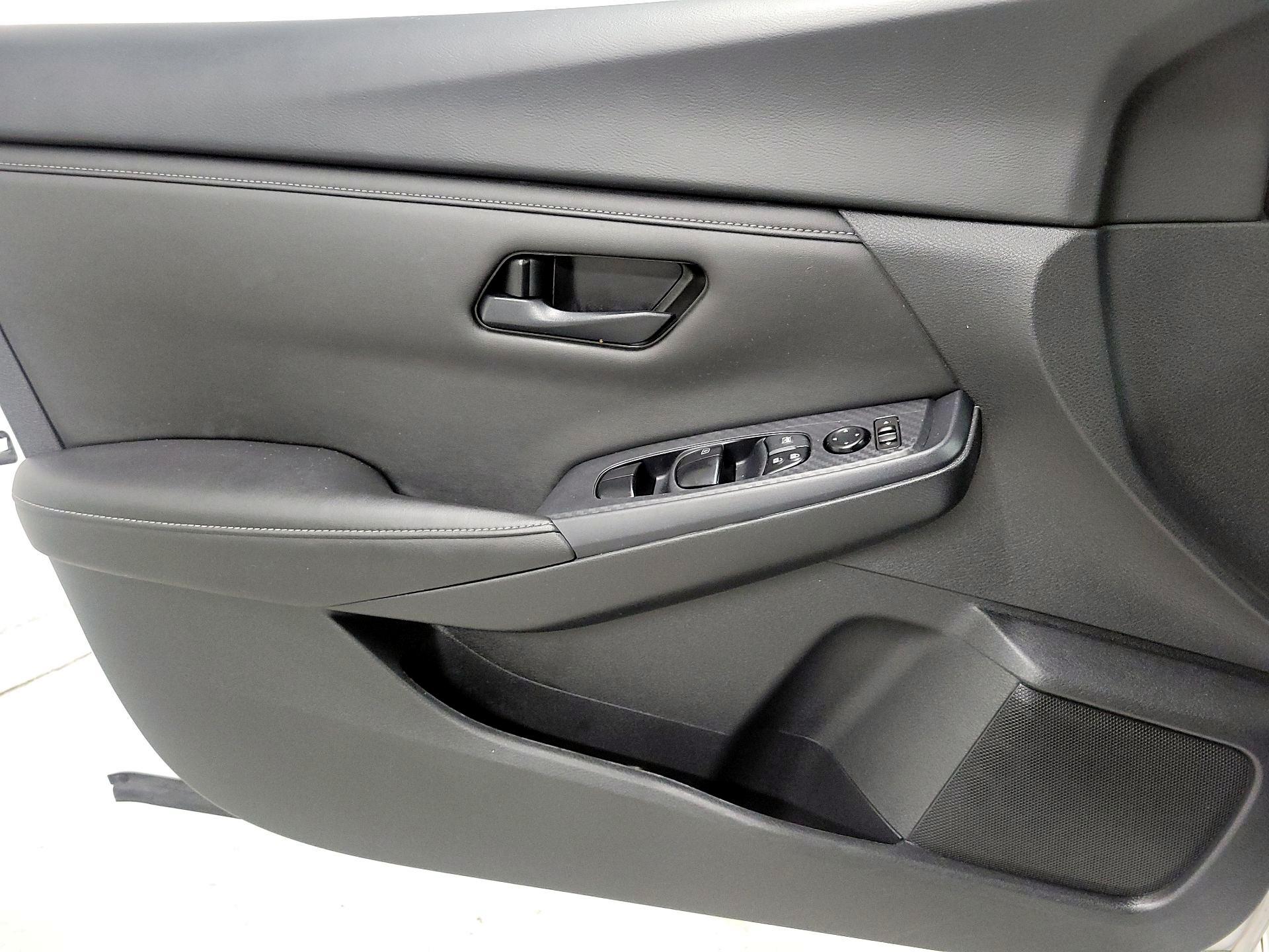 Thumbnail: 2024 Nissan Sentra - 12