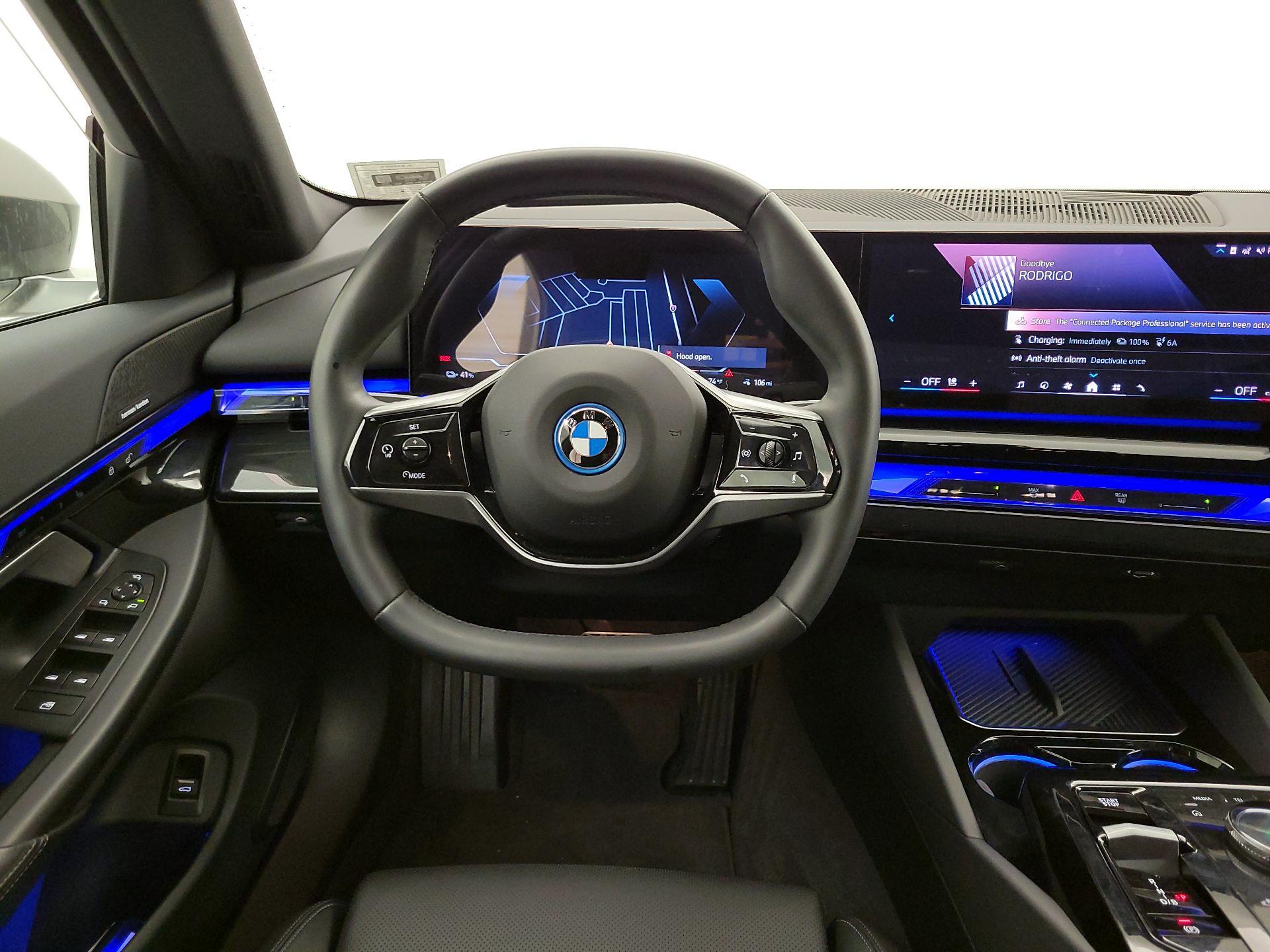 Thumbnail: 2024 BMW i5 - 10