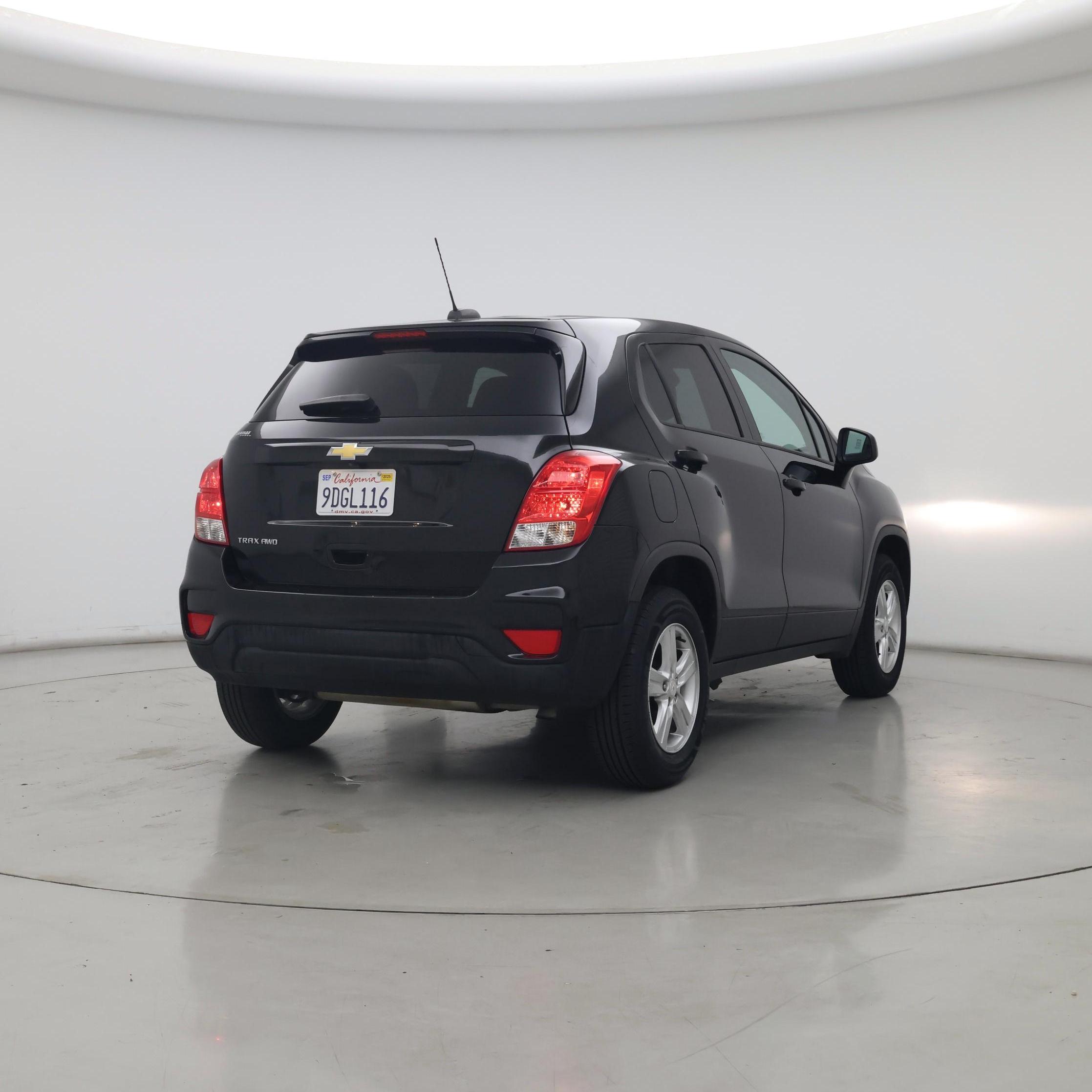 Thumbnail: 2022 Chevrolet Trax - 8