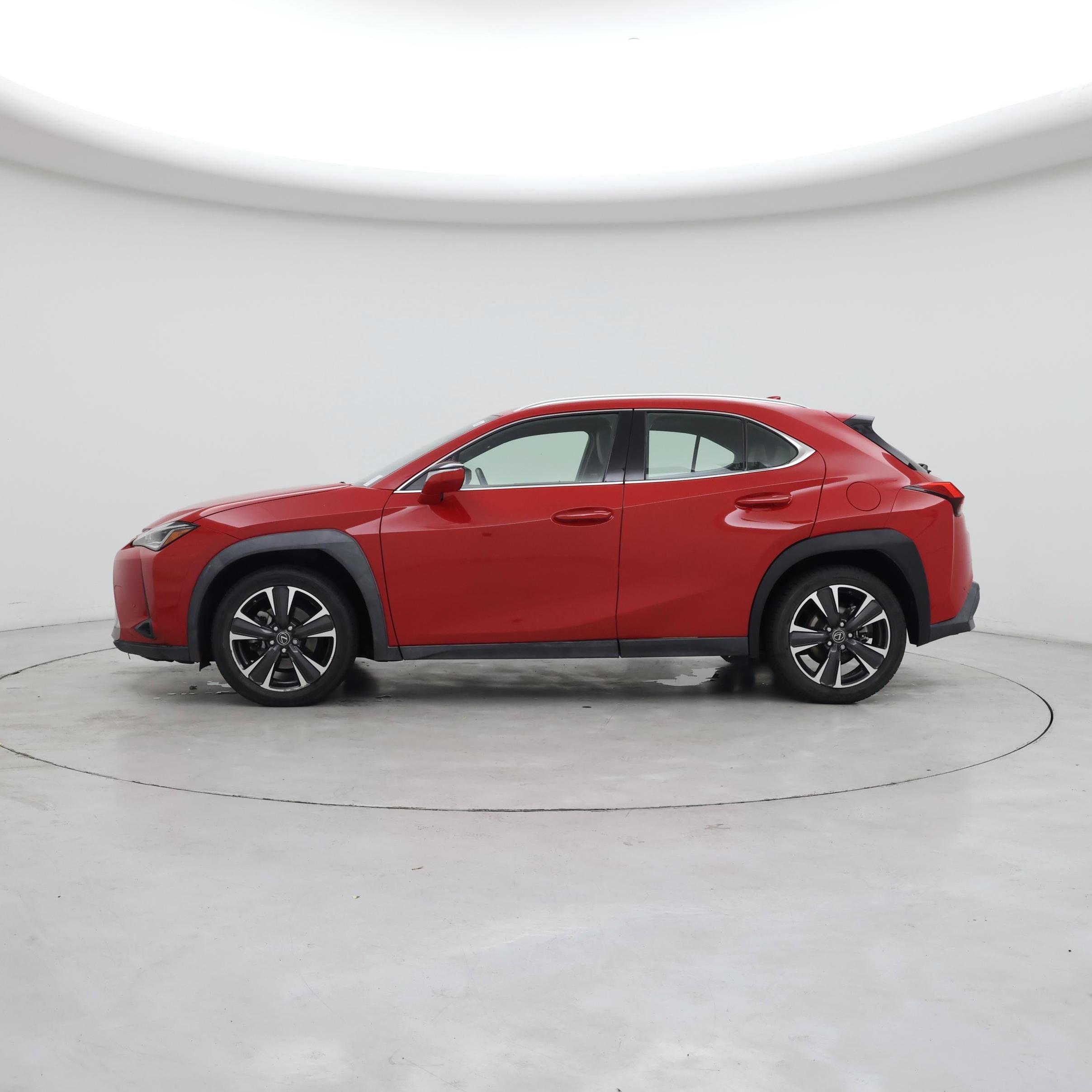 Thumbnail: 2020 Lexus UX - 3