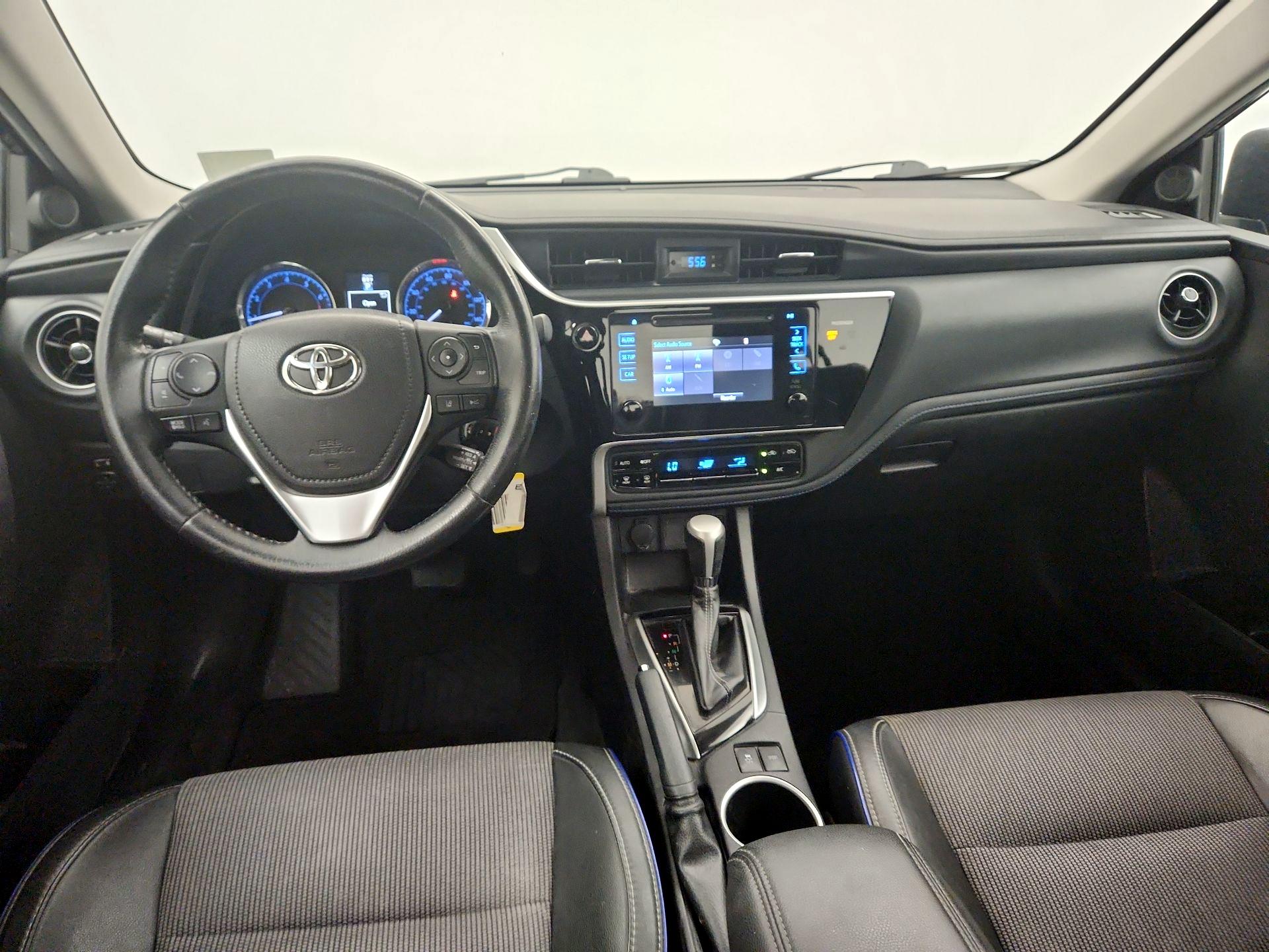 Thumbnail: 2017 Toyota Corolla - 9