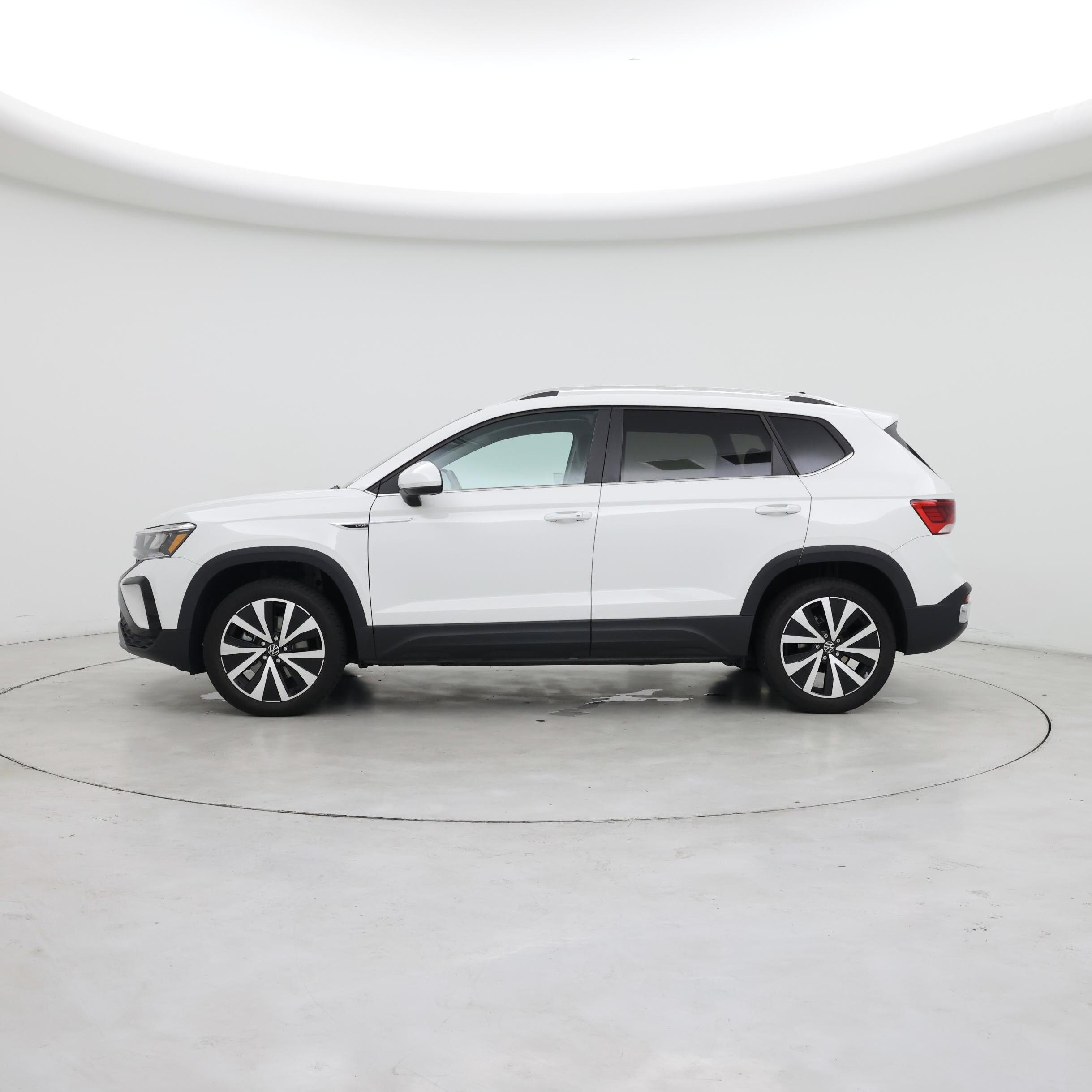 Thumbnail: 2024 Volkswagen Taos - 3