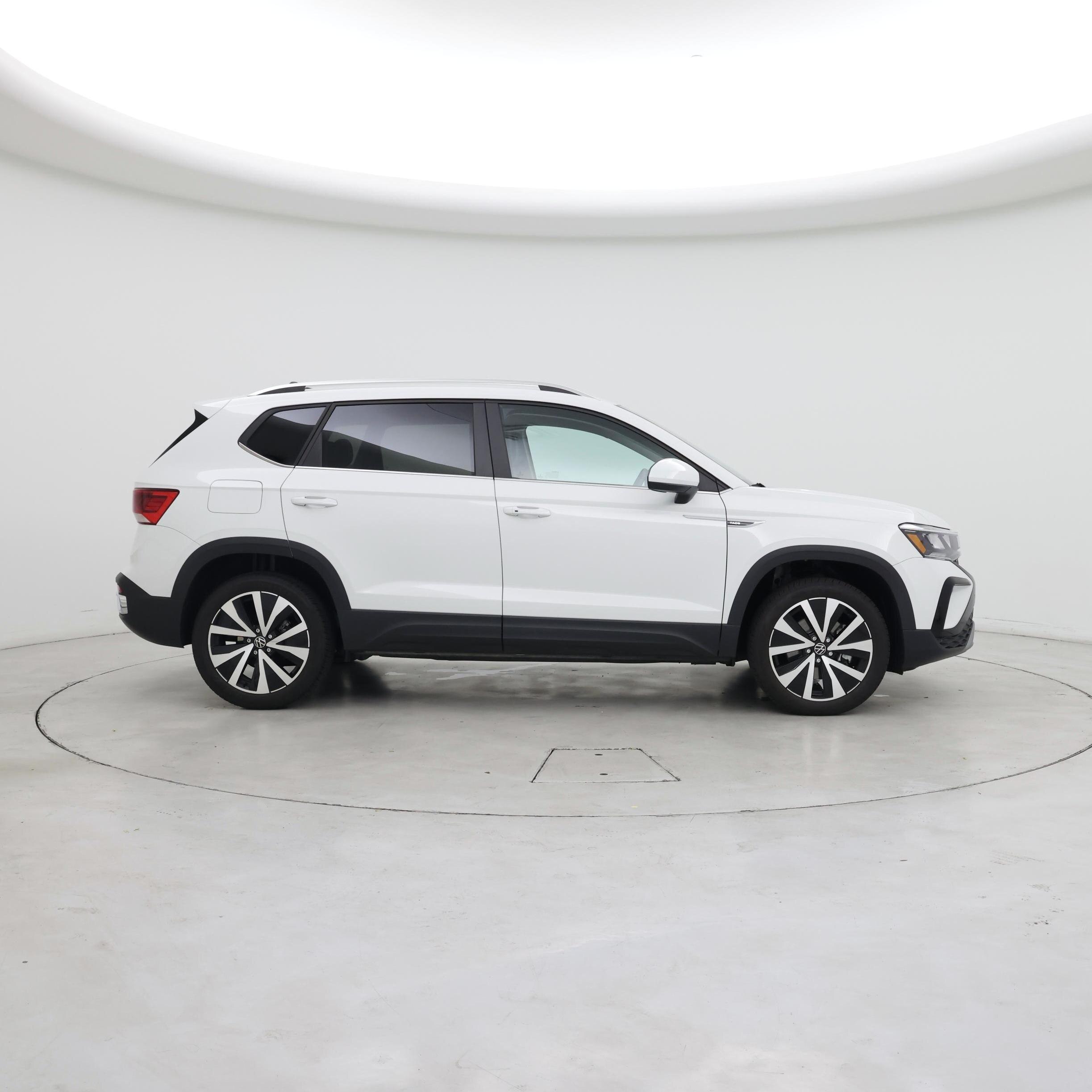Thumbnail: 2024 Volkswagen Taos - 7