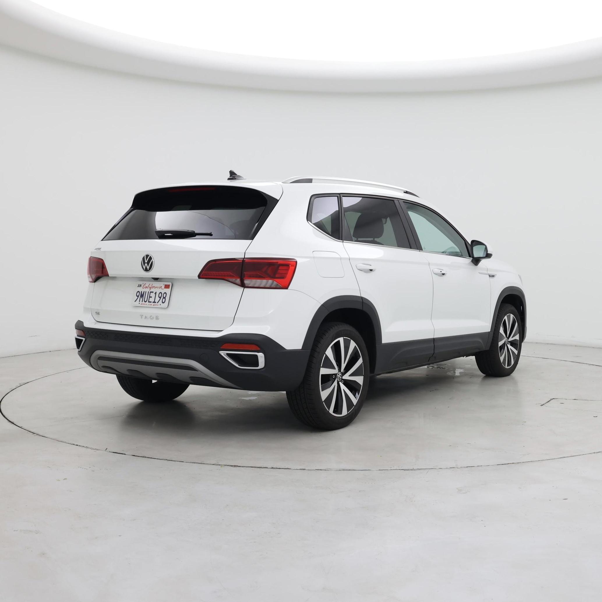 Thumbnail: 2024 Volkswagen Taos - 8