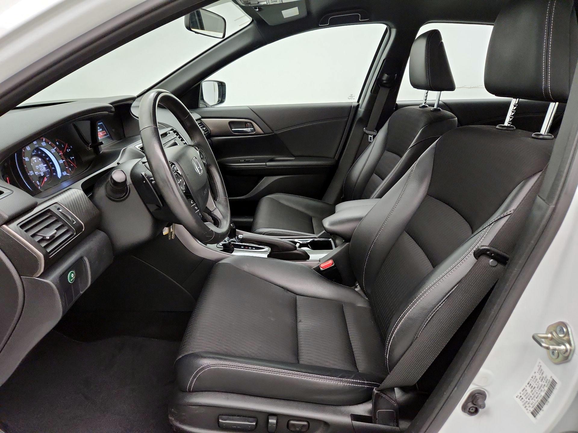 Thumbnail: 2016 Honda Accord - 11