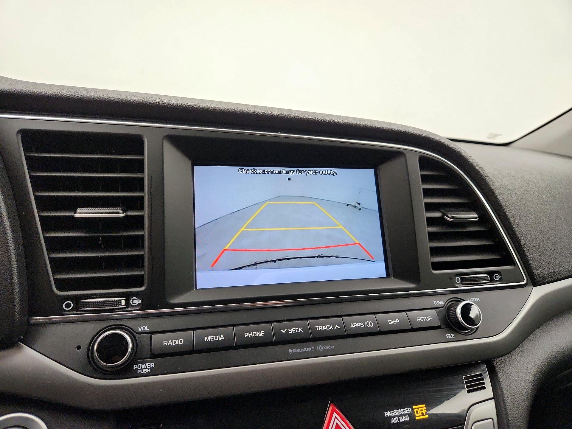 Thumbnail: 2017 Hyundai Elantra - 14