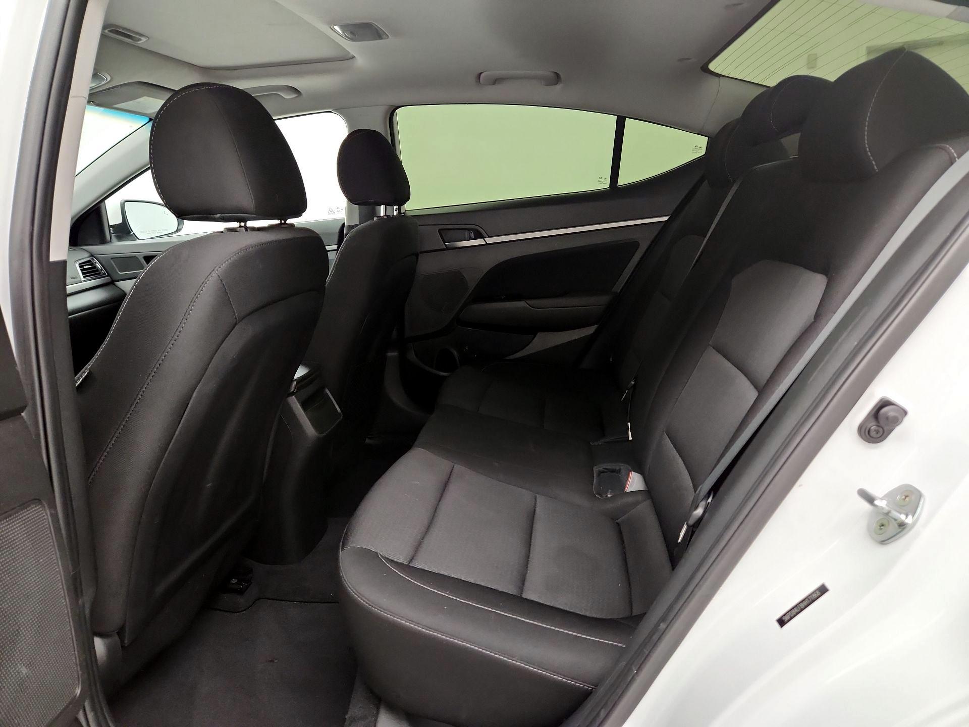 Thumbnail: 2017 Hyundai Elantra - 20