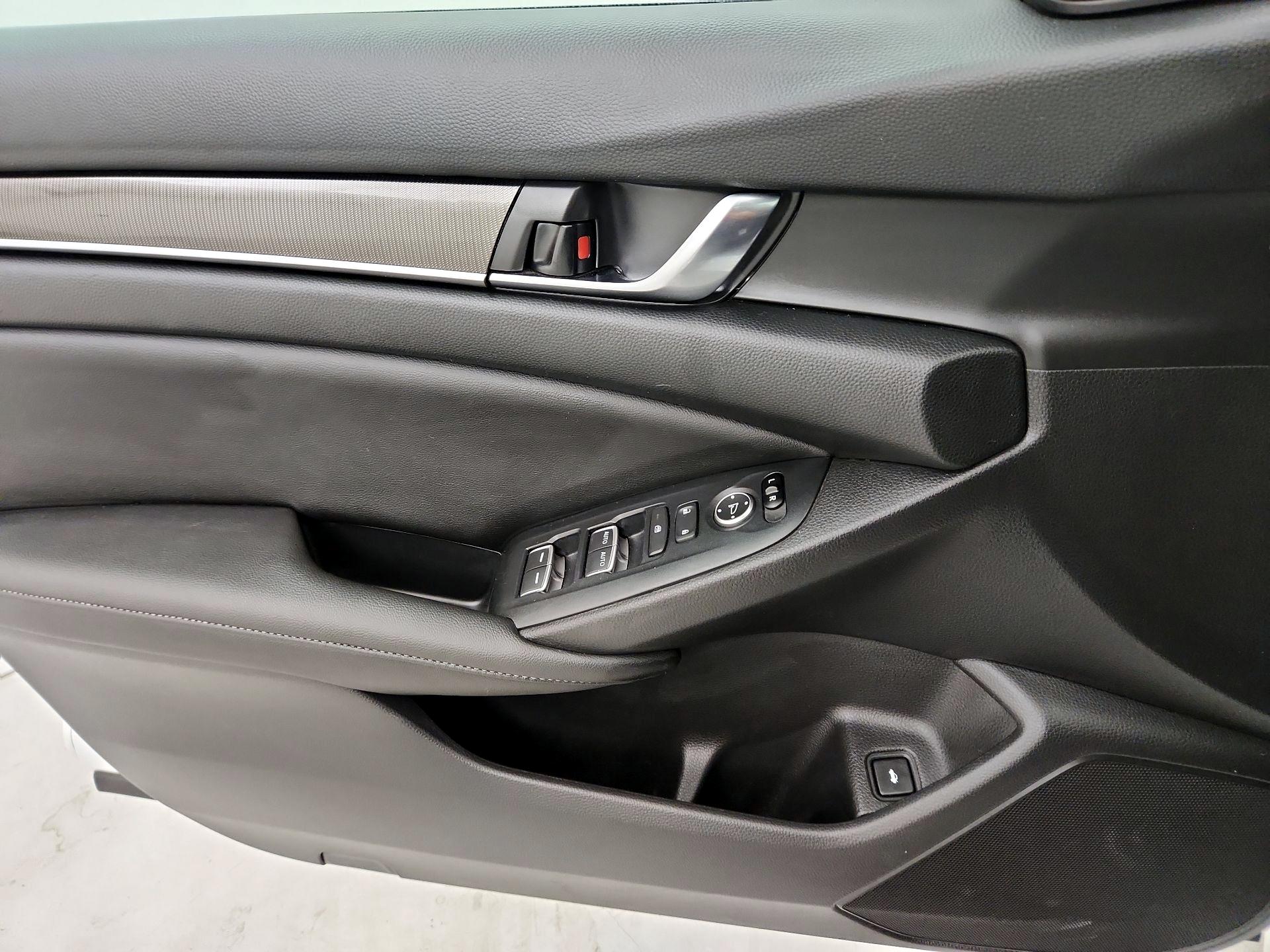 Thumbnail: 2020 Honda Accord - 12