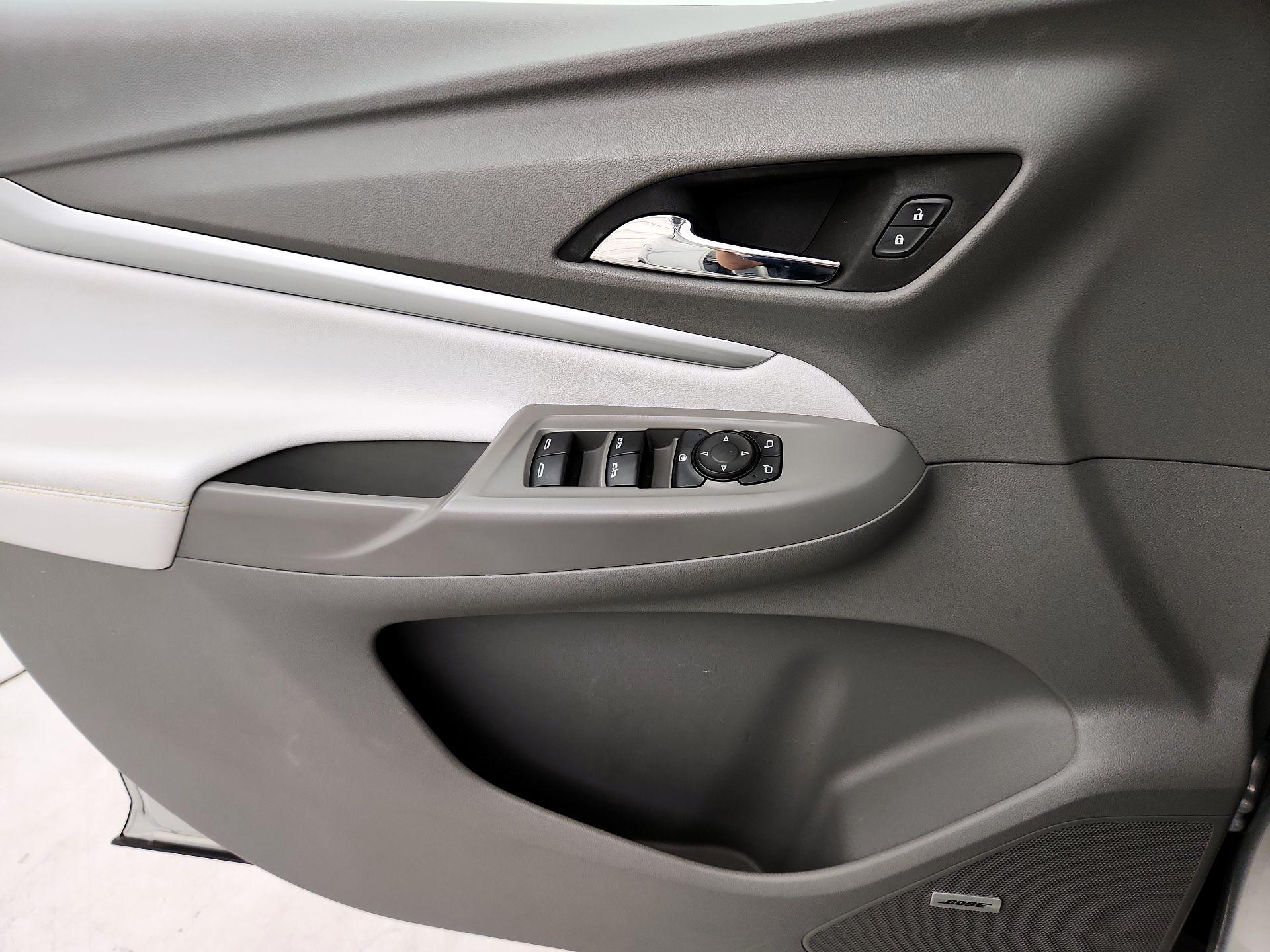 Thumbnail: 2023 Chevrolet Bolt EUV - 10