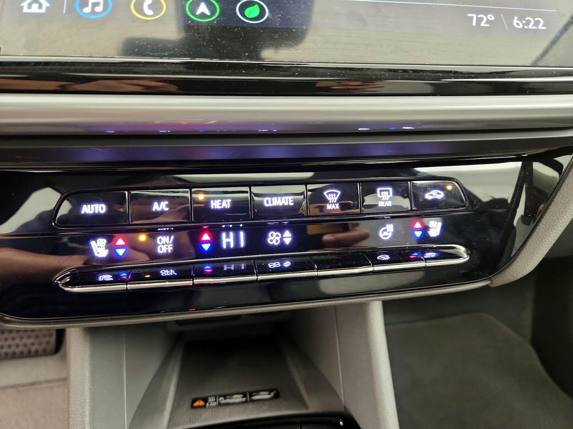 Thumbnail: 2023 Chevrolet Bolt EUV - 15