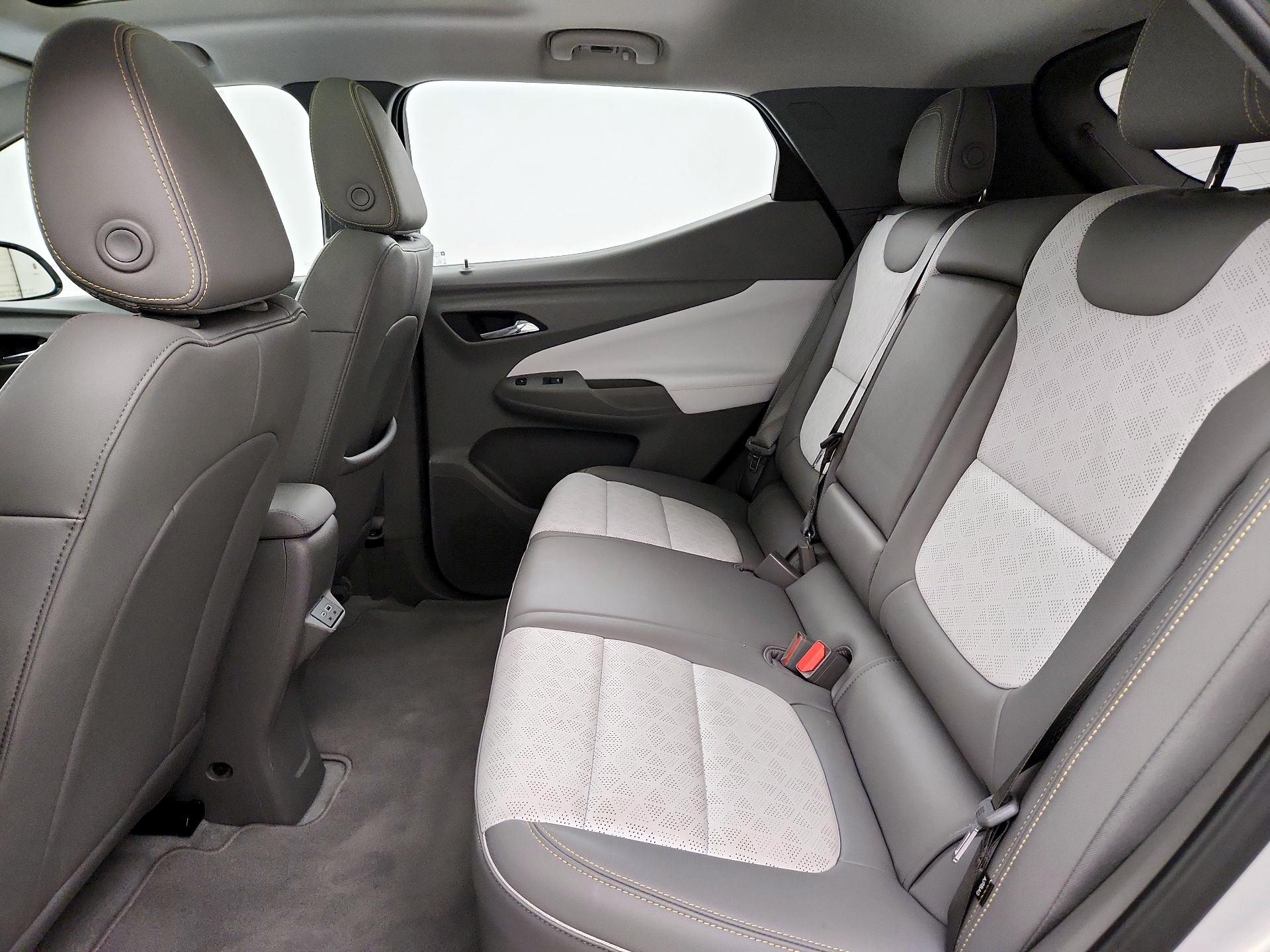 Thumbnail: 2023 Chevrolet Bolt EUV - 18