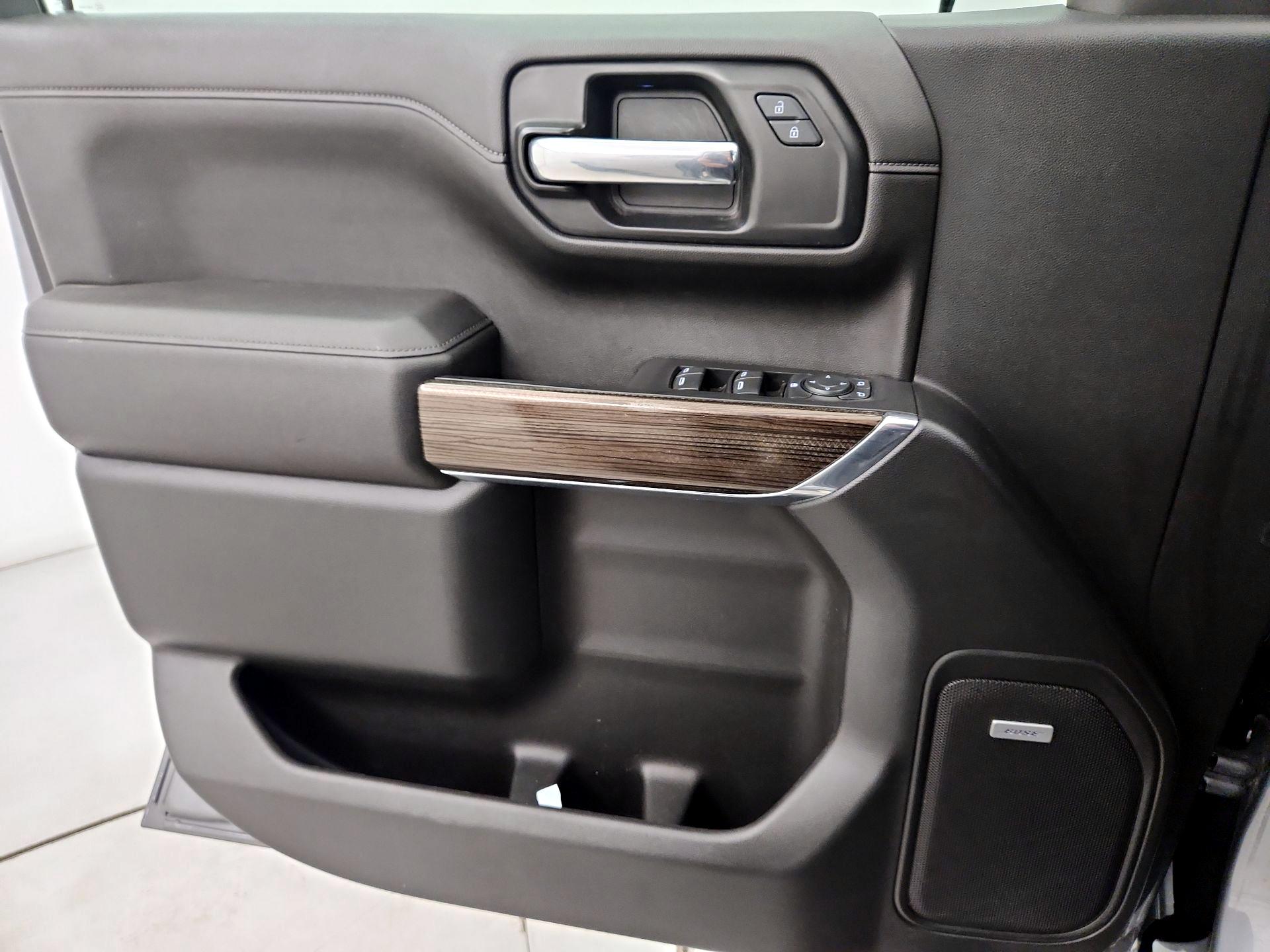 Thumbnail: 2021 Chevrolet Silverado 1500 - 12