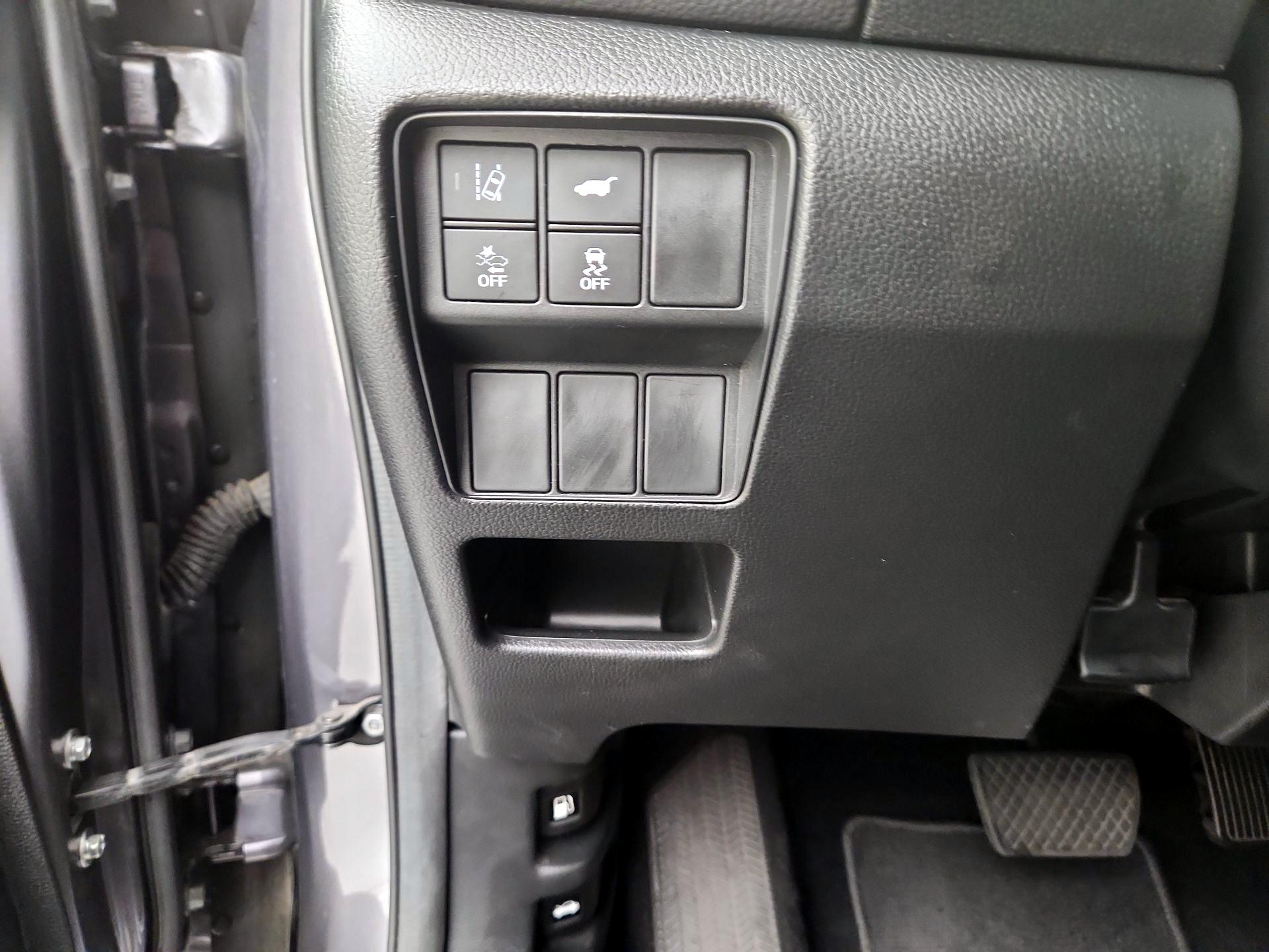 Thumbnail: 2017 Honda CR-V - 13