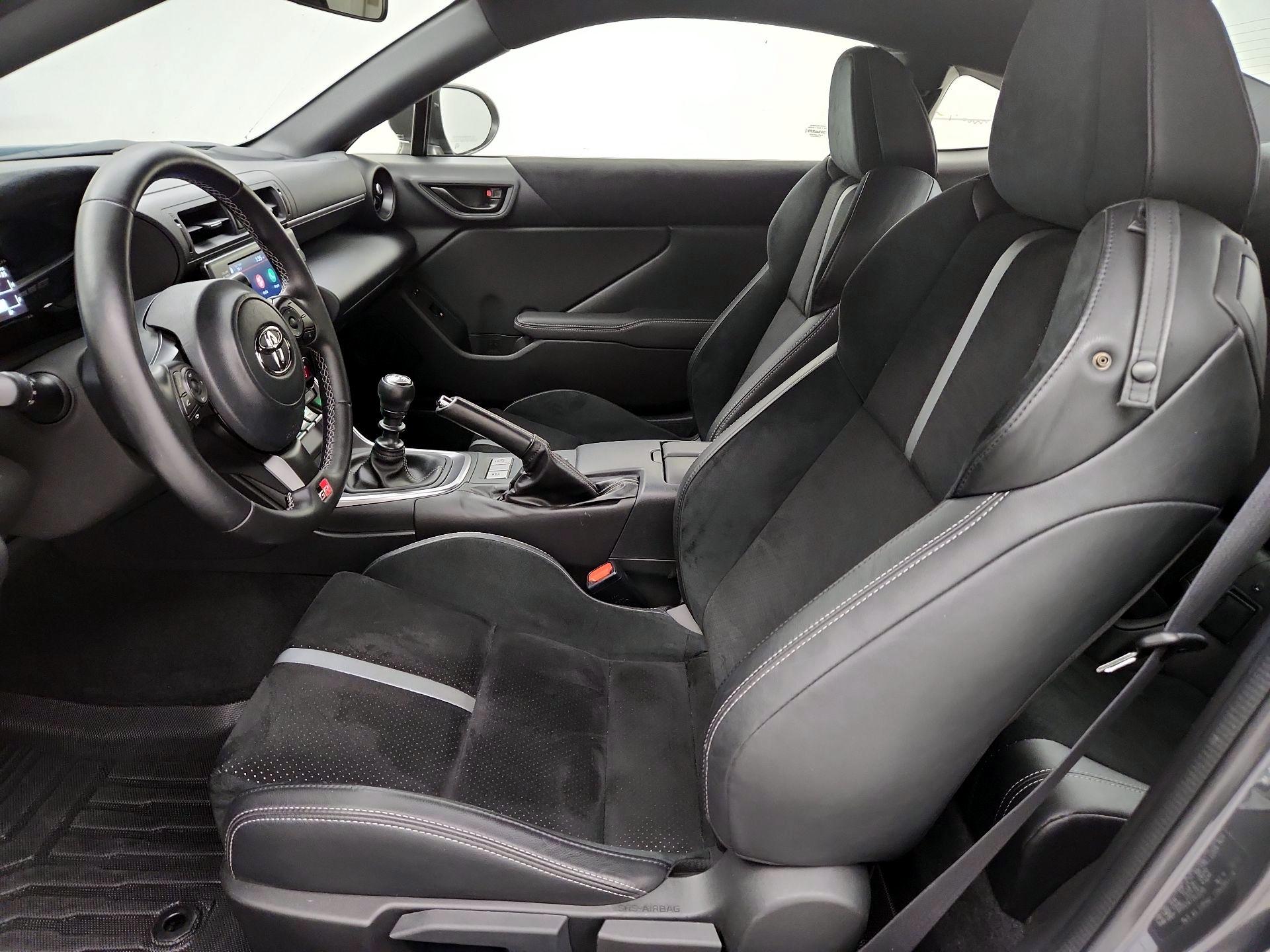 Thumbnail: 2023 Toyota GR86 - 11