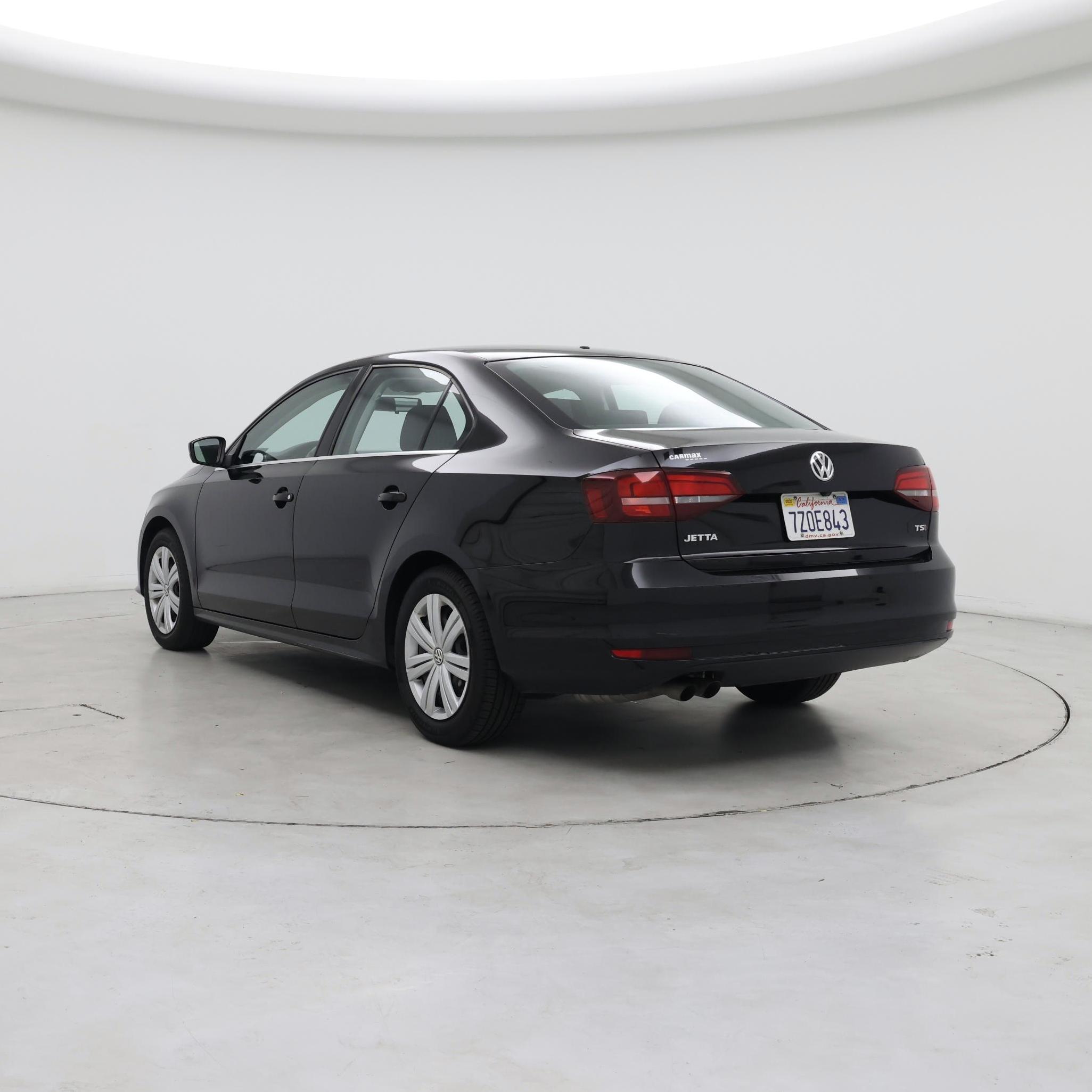 Thumbnail: 2017 Volkswagen Jetta - 2