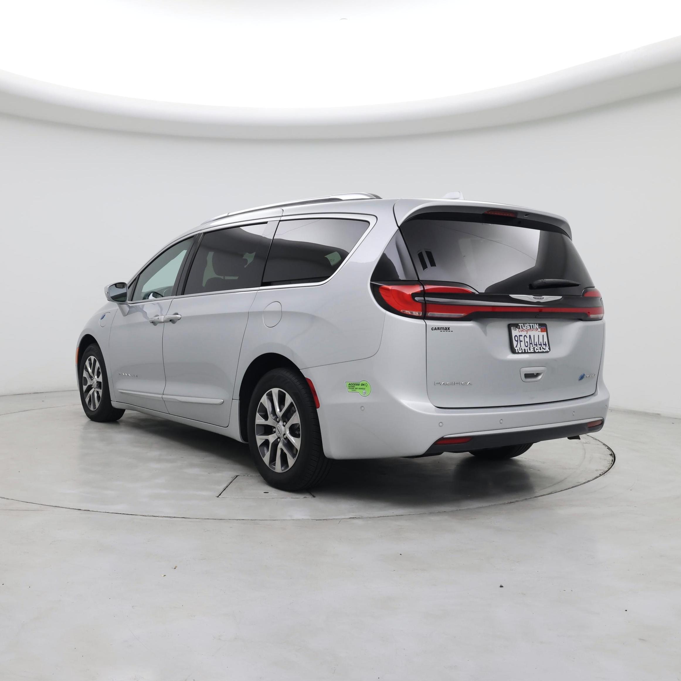 Thumbnail: 2022 Chrysler Pacifica - 2