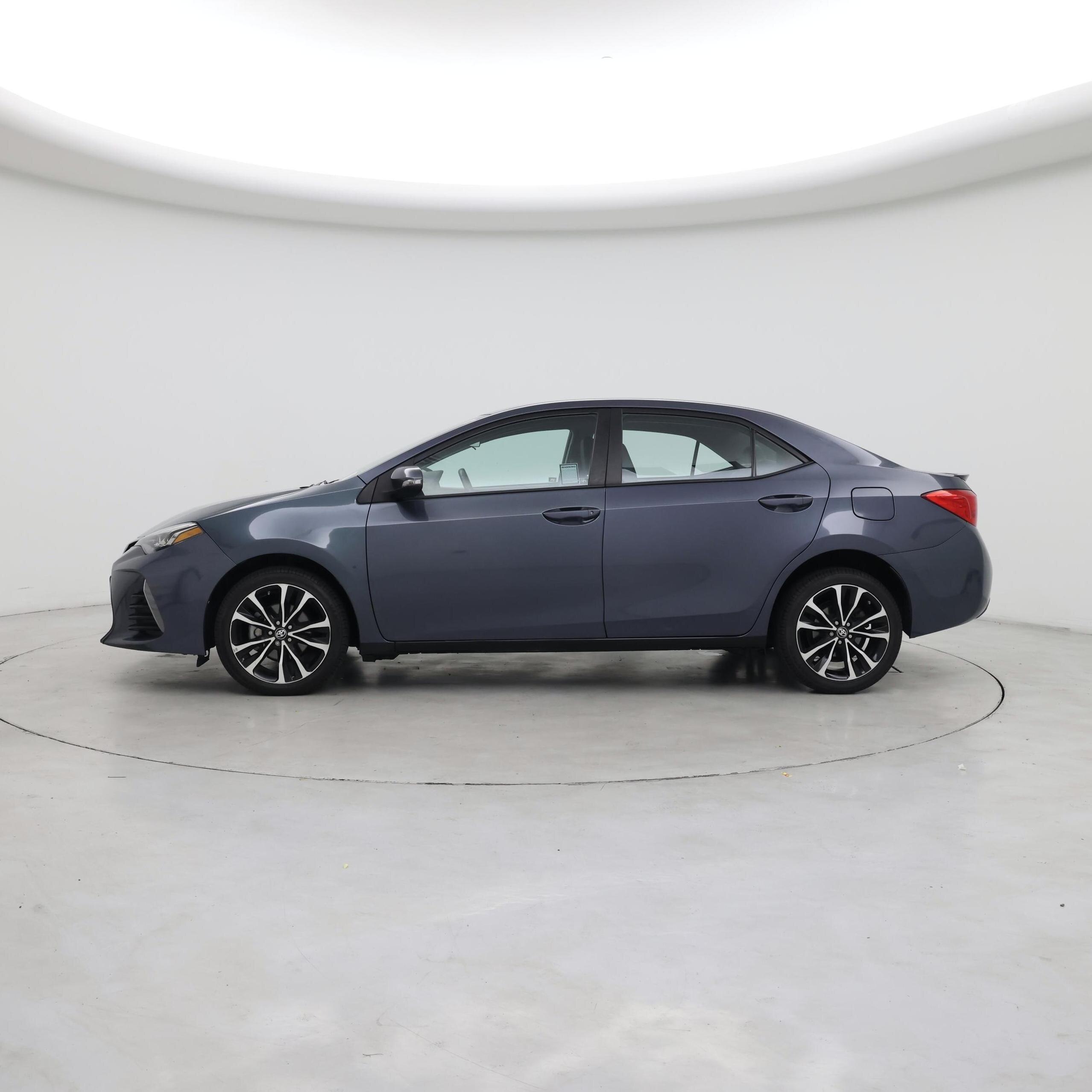 Thumbnail: 2017 Toyota Corolla - 3