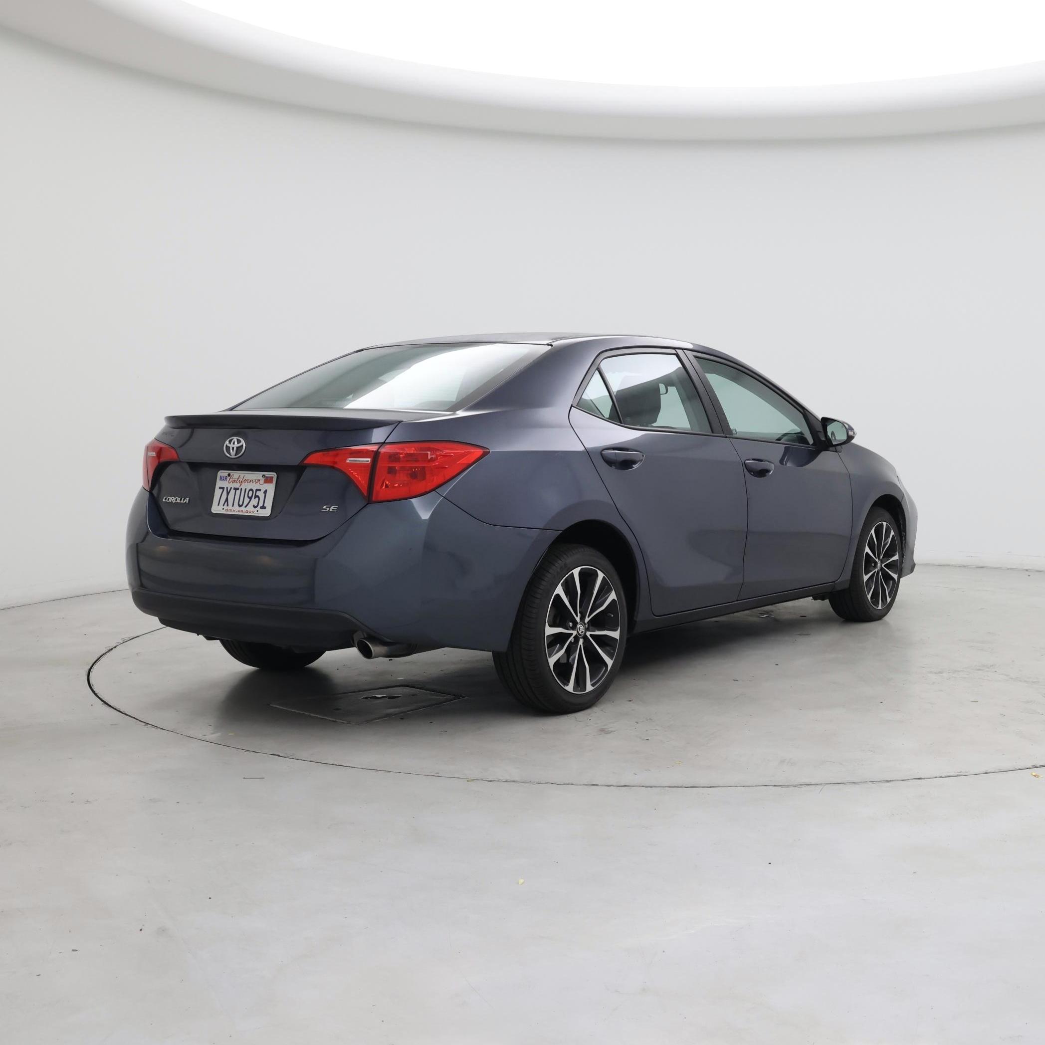 Thumbnail: 2017 Toyota Corolla - 8