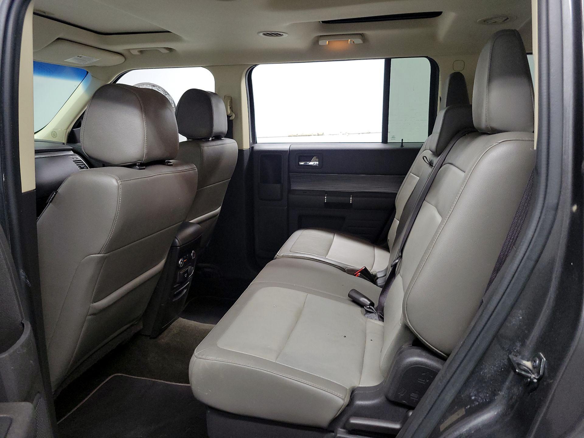 Thumbnail: 2018 Ford Flex - 16