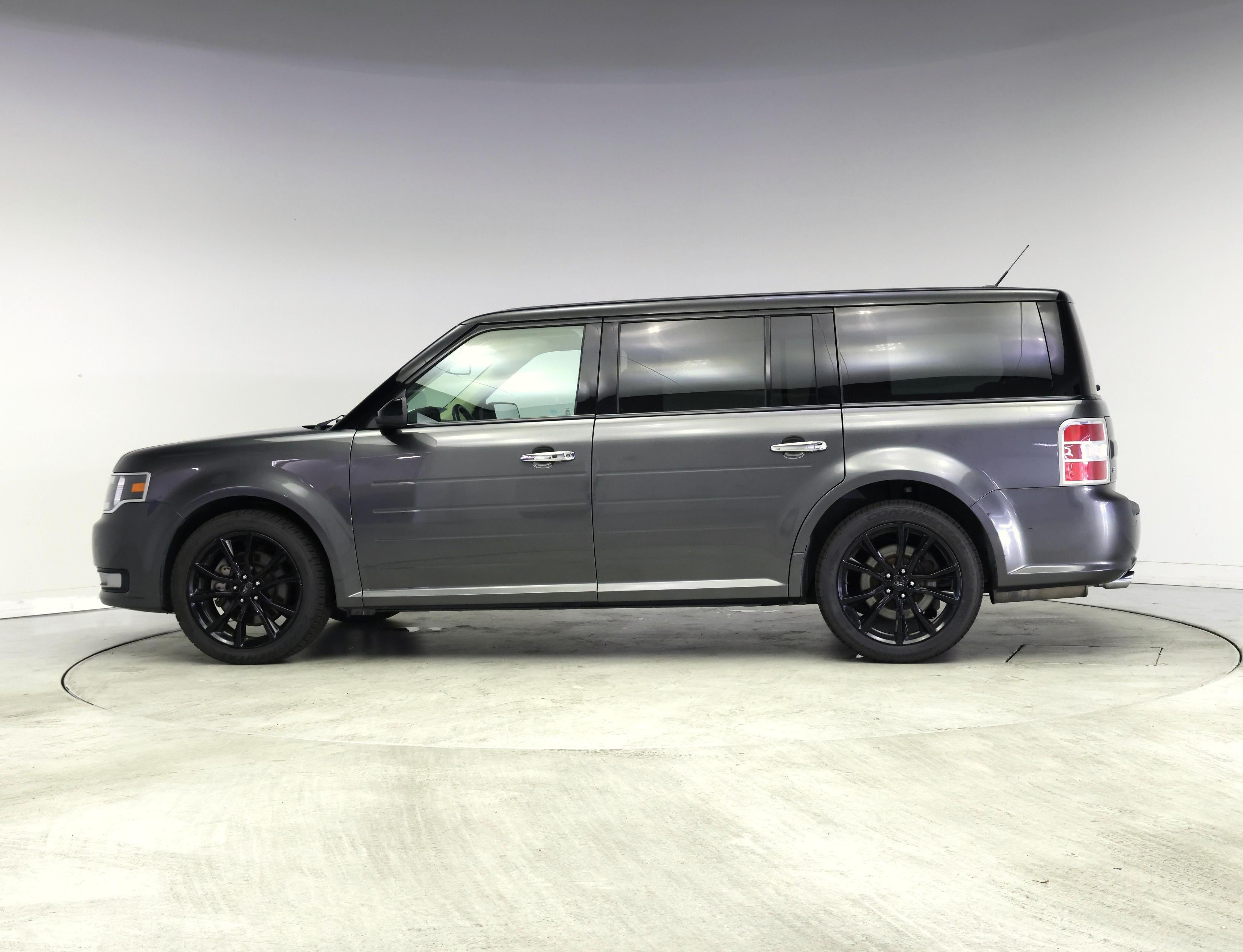 Thumbnail: 2018 Ford Flex - 3