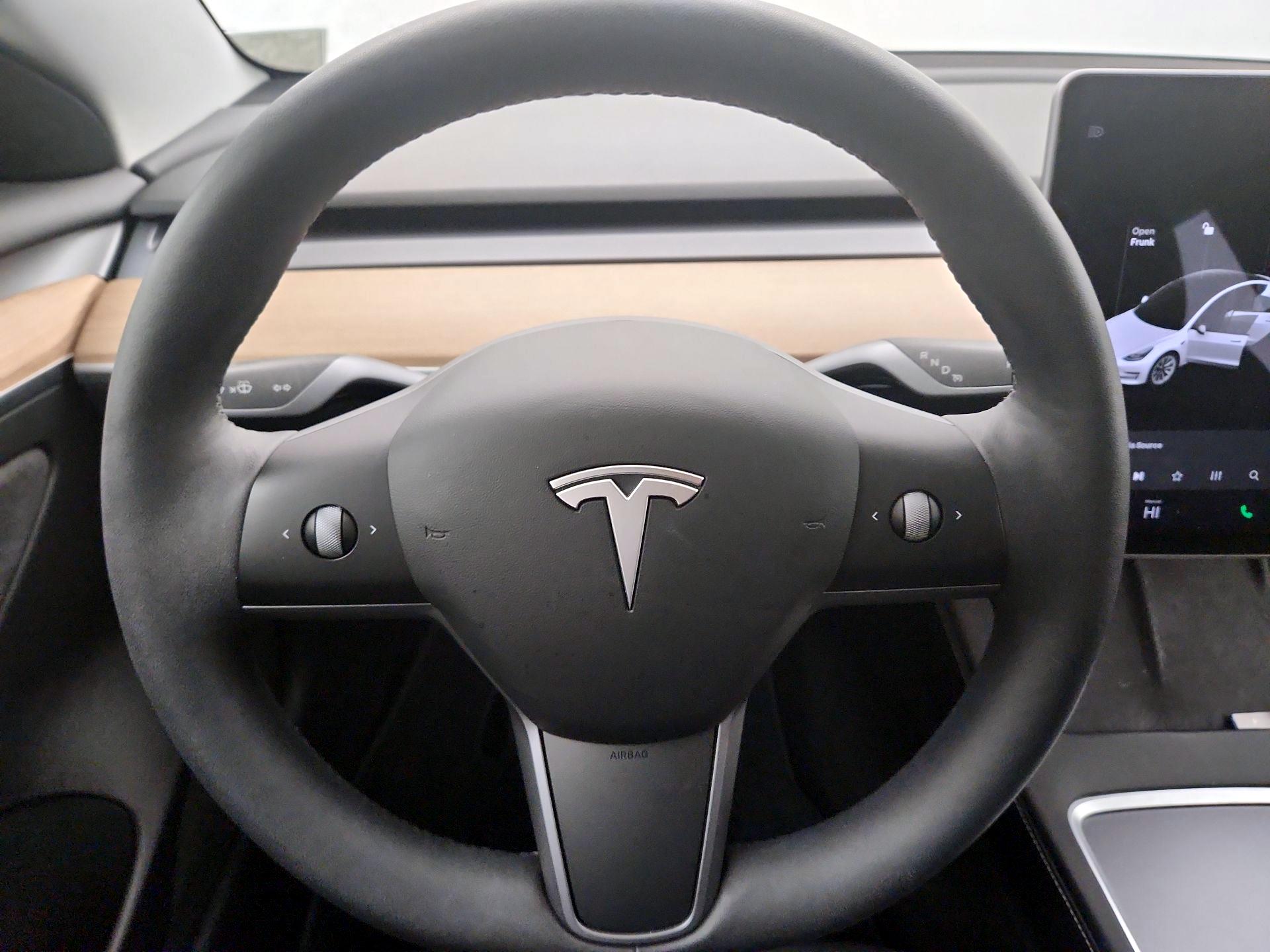 Thumbnail: 2021 Tesla Model 3 - 10