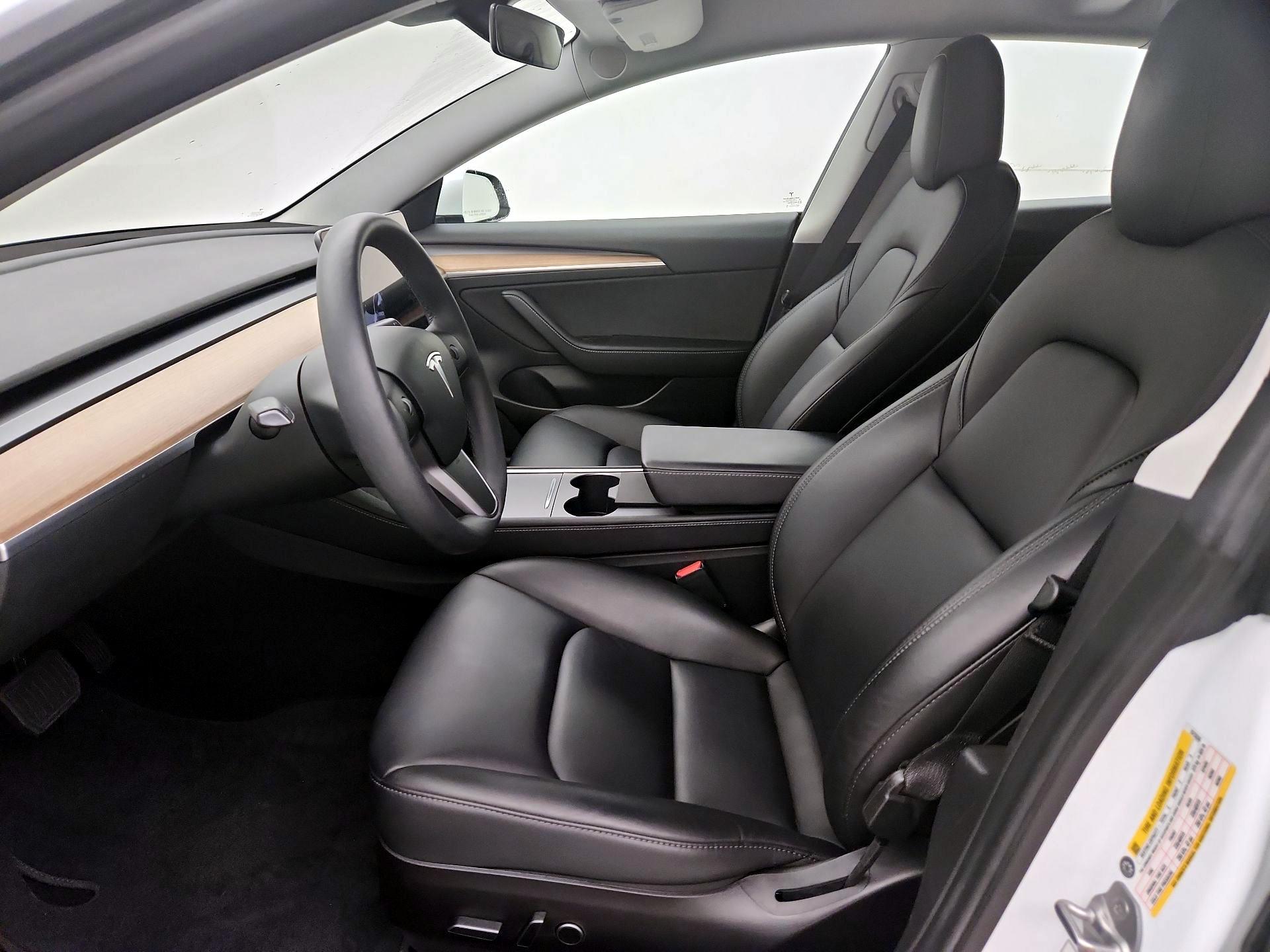 Thumbnail: 2021 Tesla Model 3 - 11