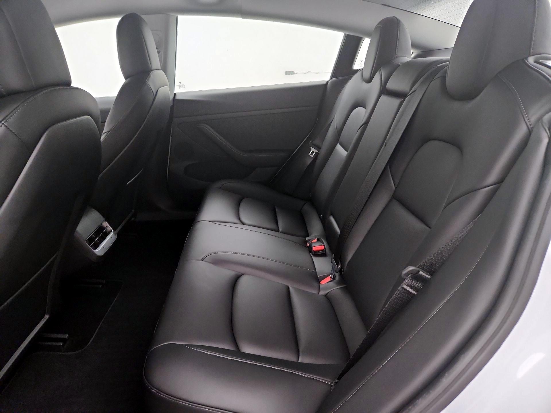 Thumbnail: 2021 Tesla Model 3 - 18