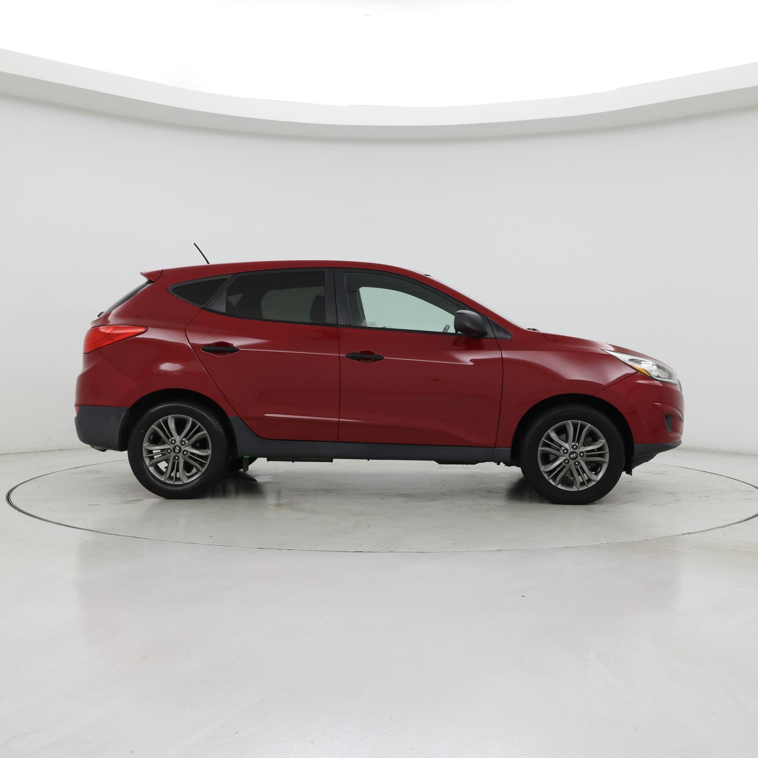 Thumbnail: 2015 Hyundai Tucson - 7