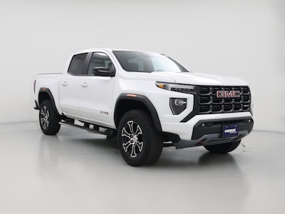 White 2023 GMC Canyon AT4