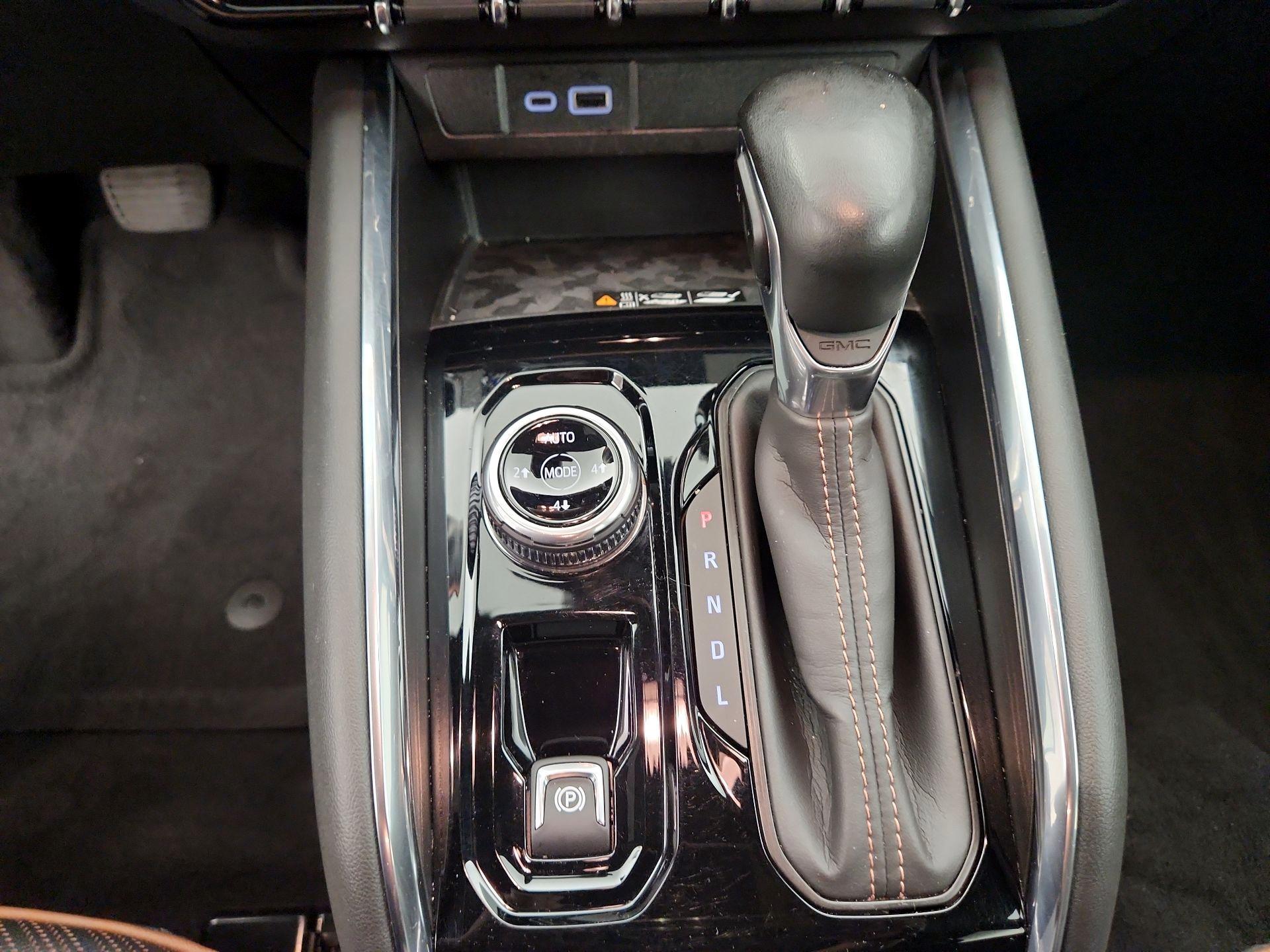 Thumbnail: 2023 GMC Canyon - 18