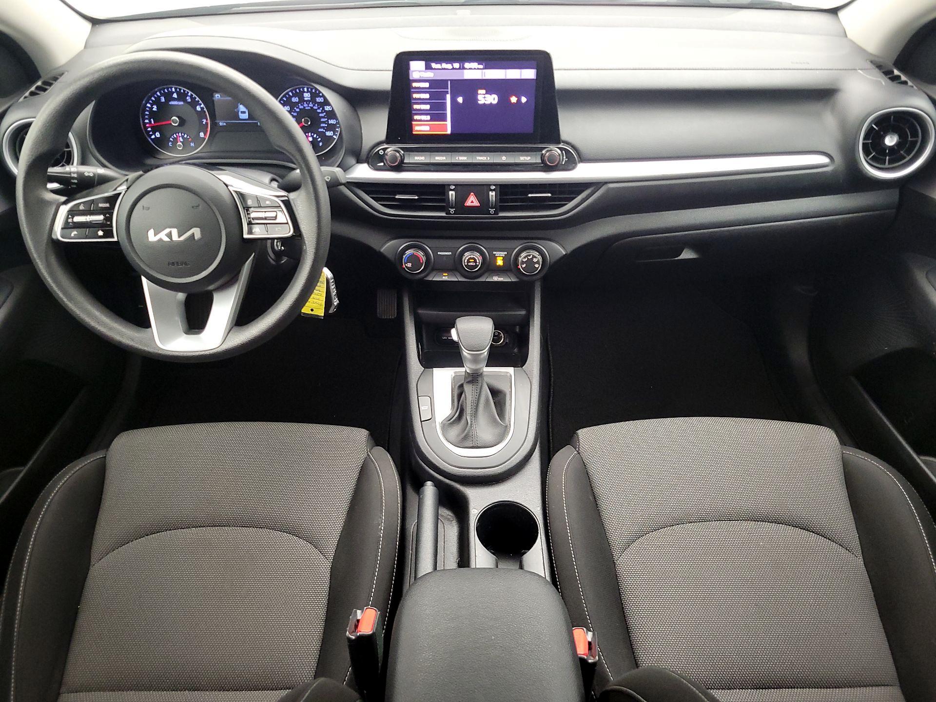 Thumbnail: 2023 Kia Forte - 9