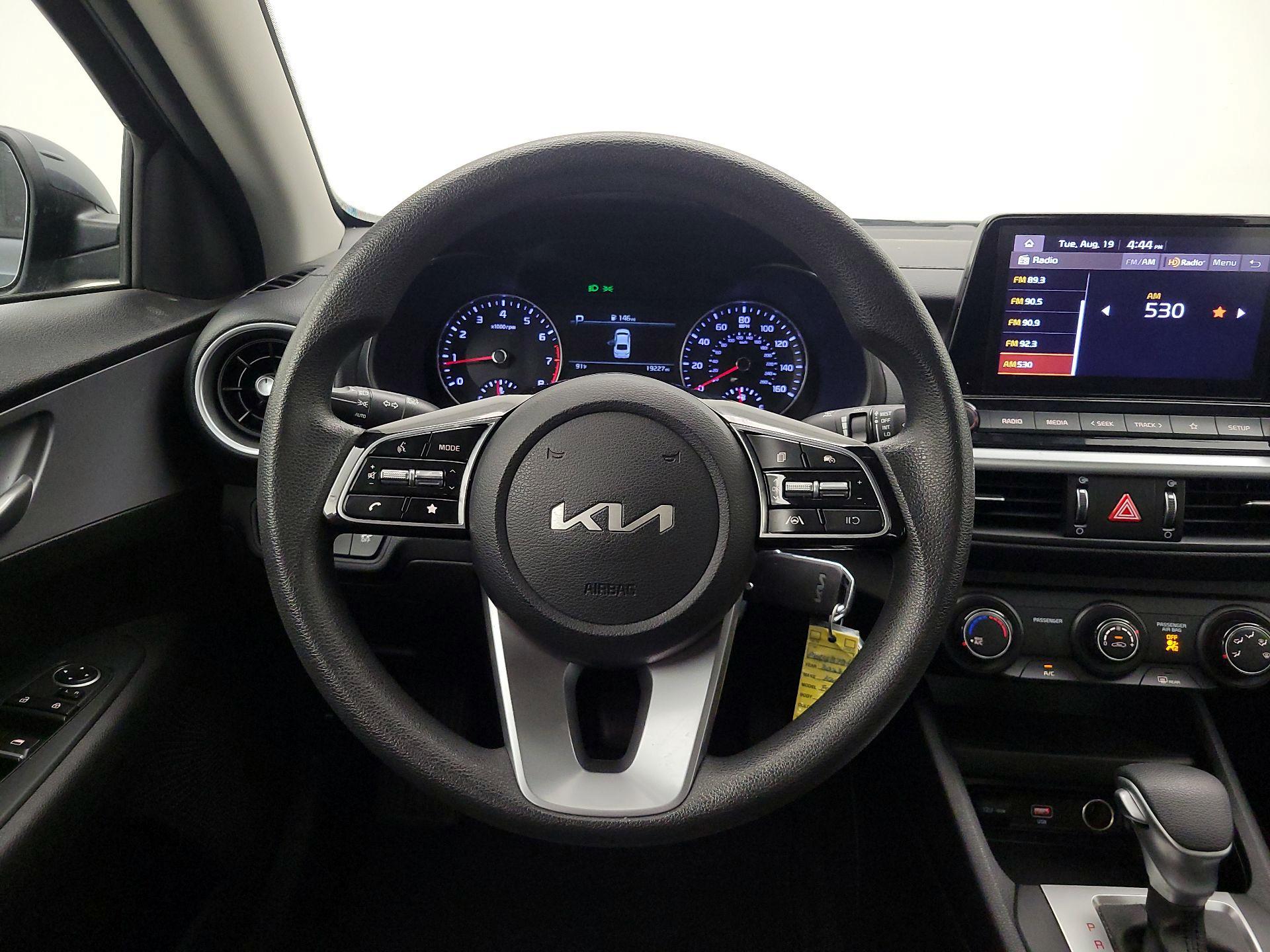 Thumbnail: 2023 Kia Forte - 10