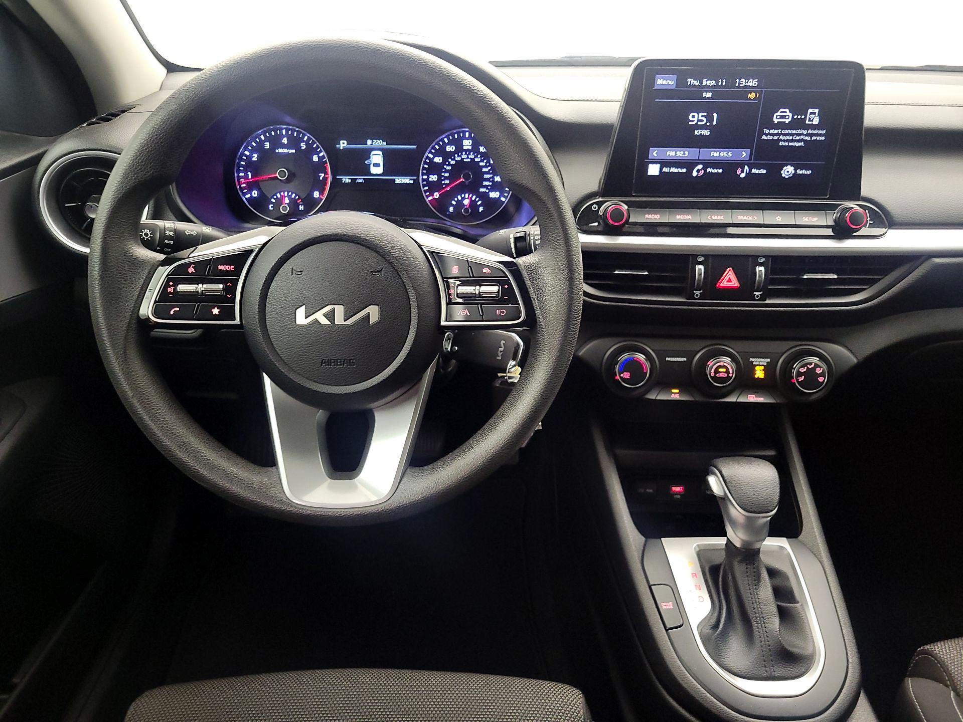 Thumbnail: 2023 Kia Forte - 10