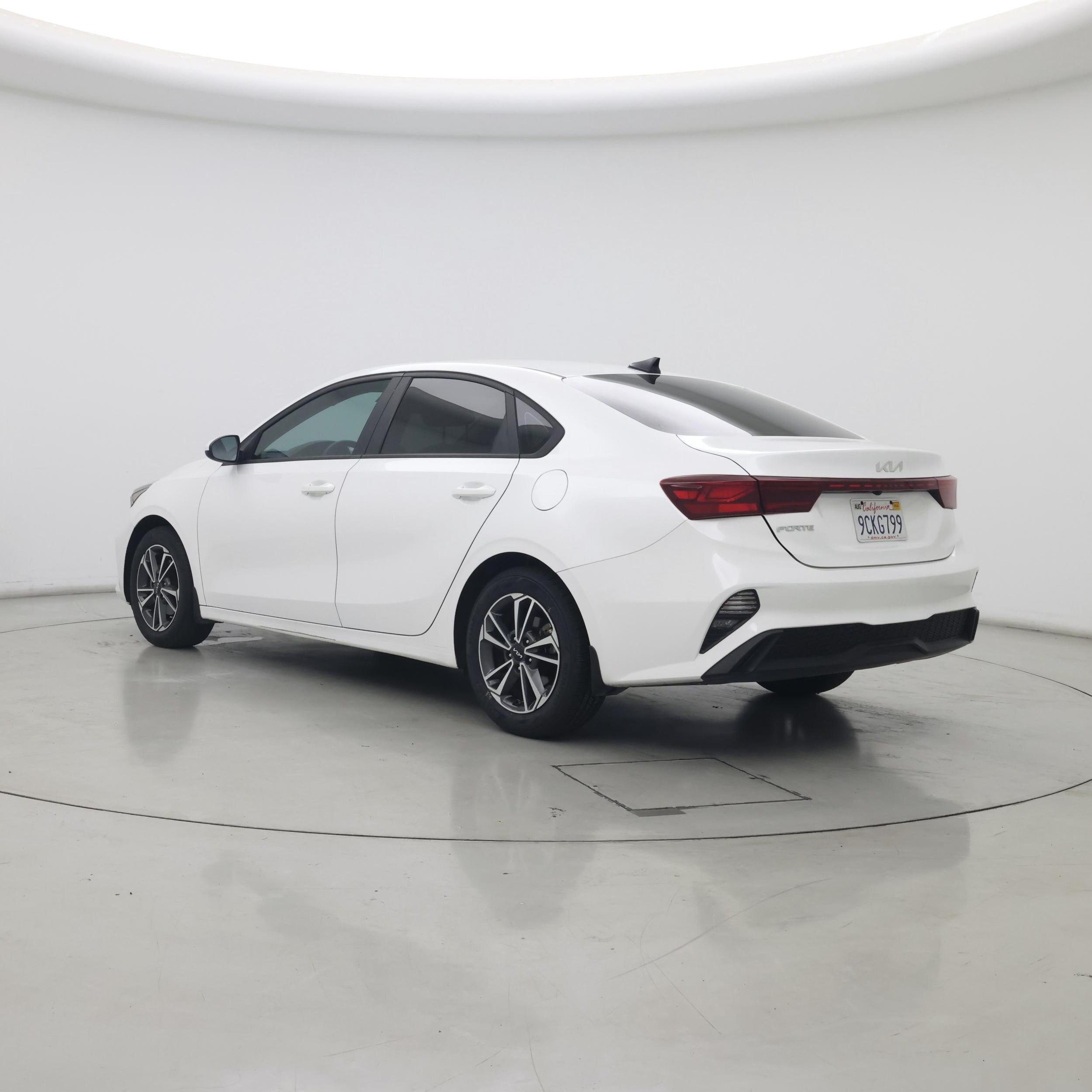 Thumbnail: 2023 Kia Forte - 2