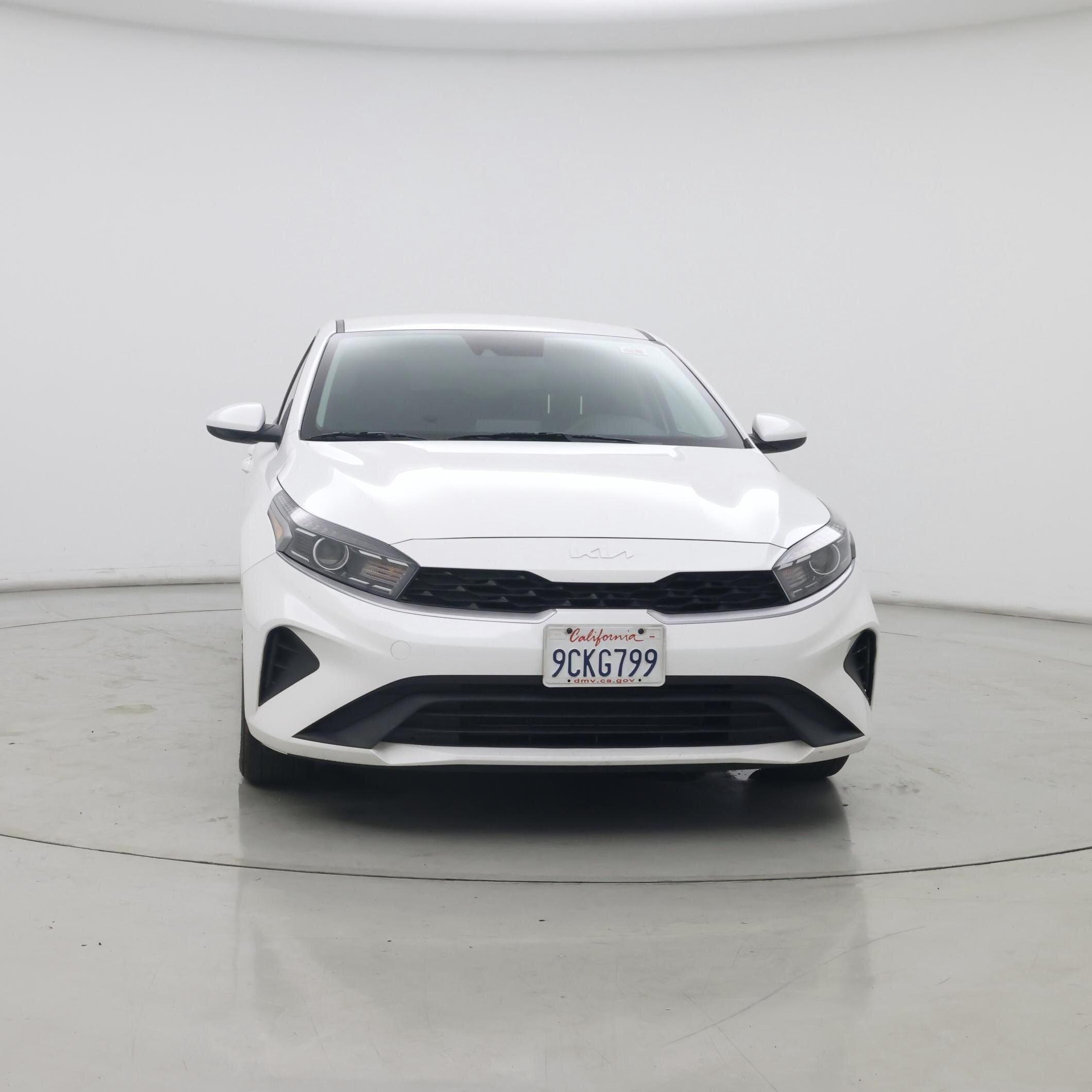 Thumbnail: 2023 Kia Forte - 5