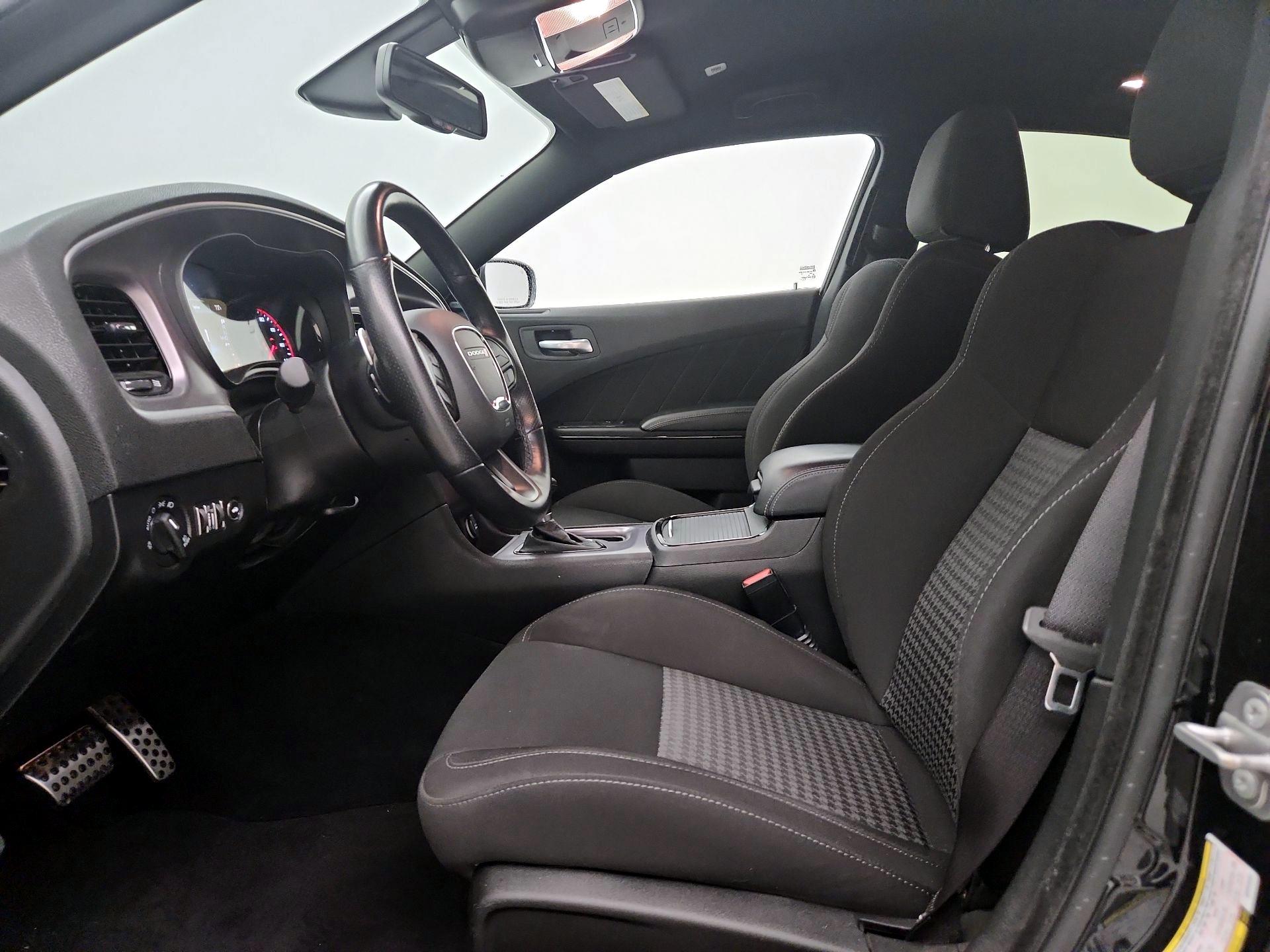 Thumbnail: 2021 Dodge Charger - 11
