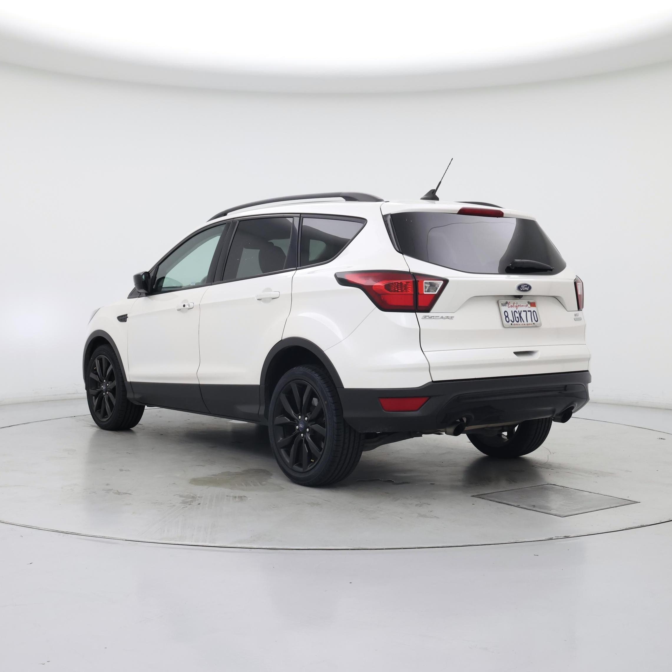 Thumbnail: 2019 Ford Escape - 2