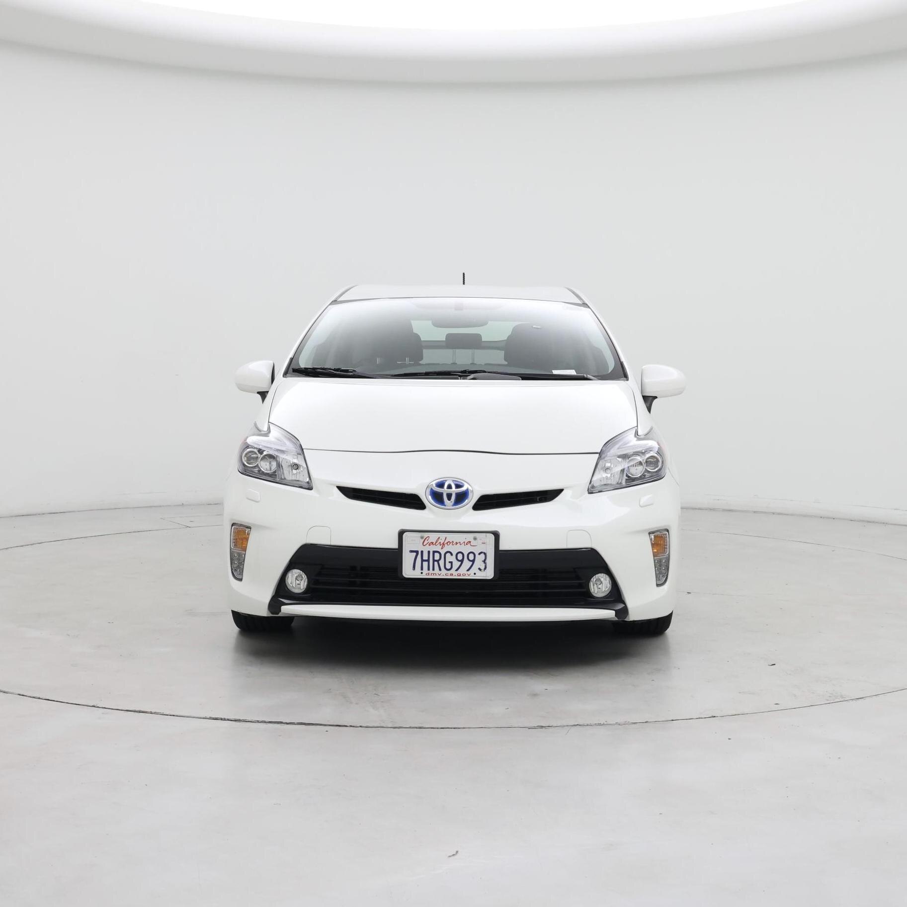 Thumbnail: 2015 Toyota Prius - 5