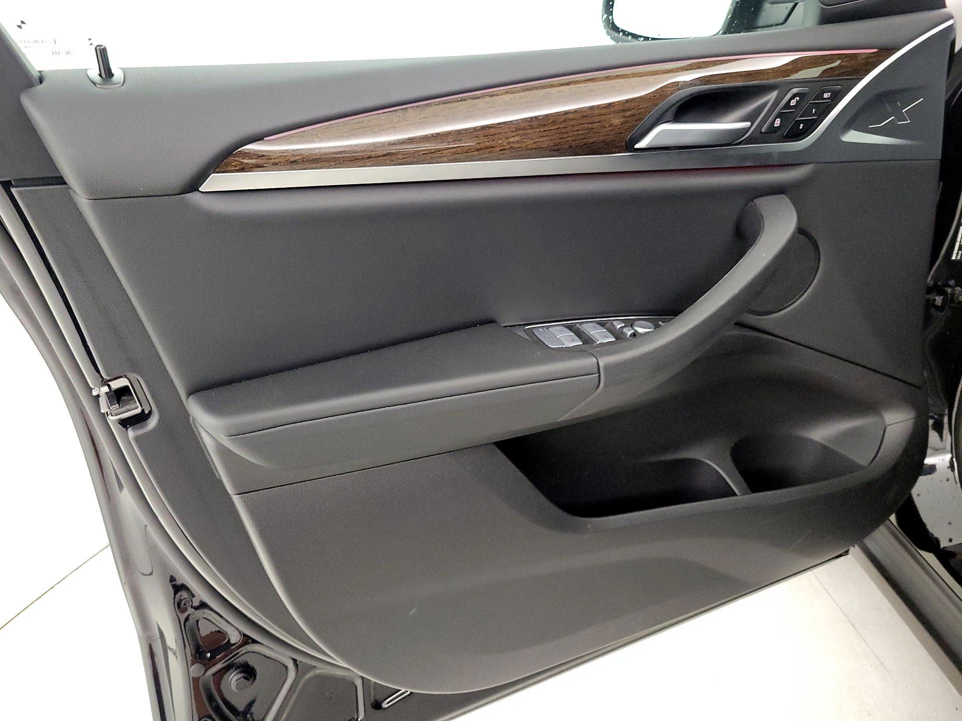 Thumbnail: 2023 BMW X3 - 12