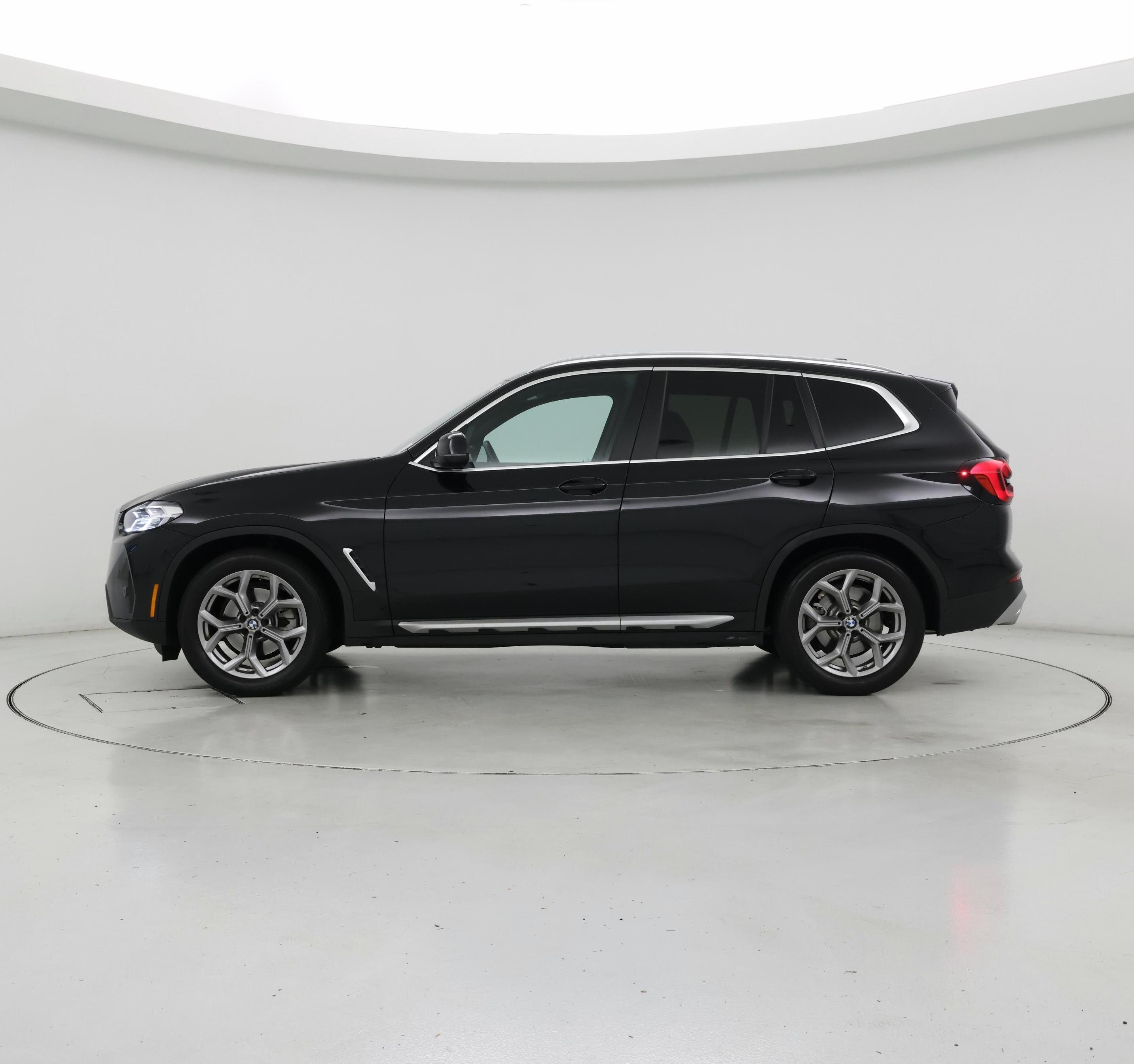 Thumbnail: 2023 BMW X3 - 3