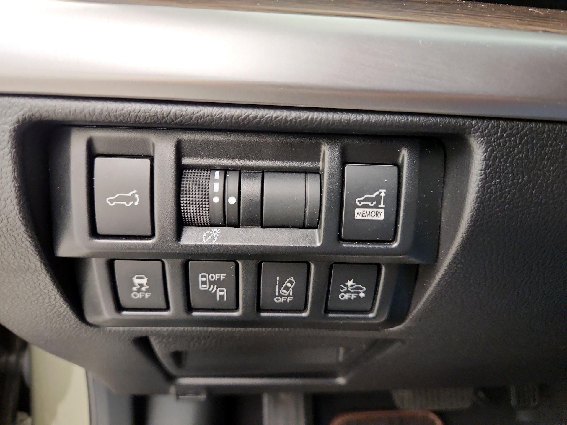 Thumbnail: 2018 Subaru Outback - 13