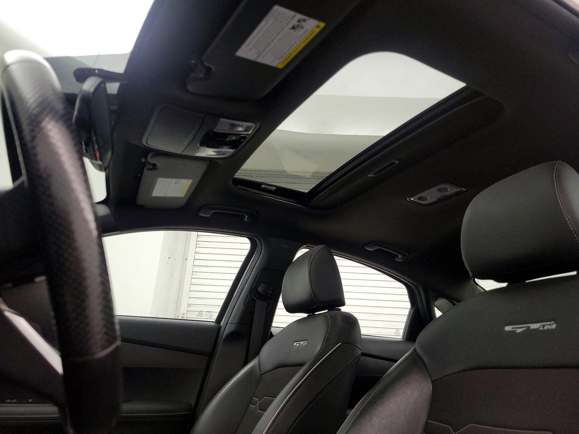 Thumbnail: 2023 Kia Forte - 20