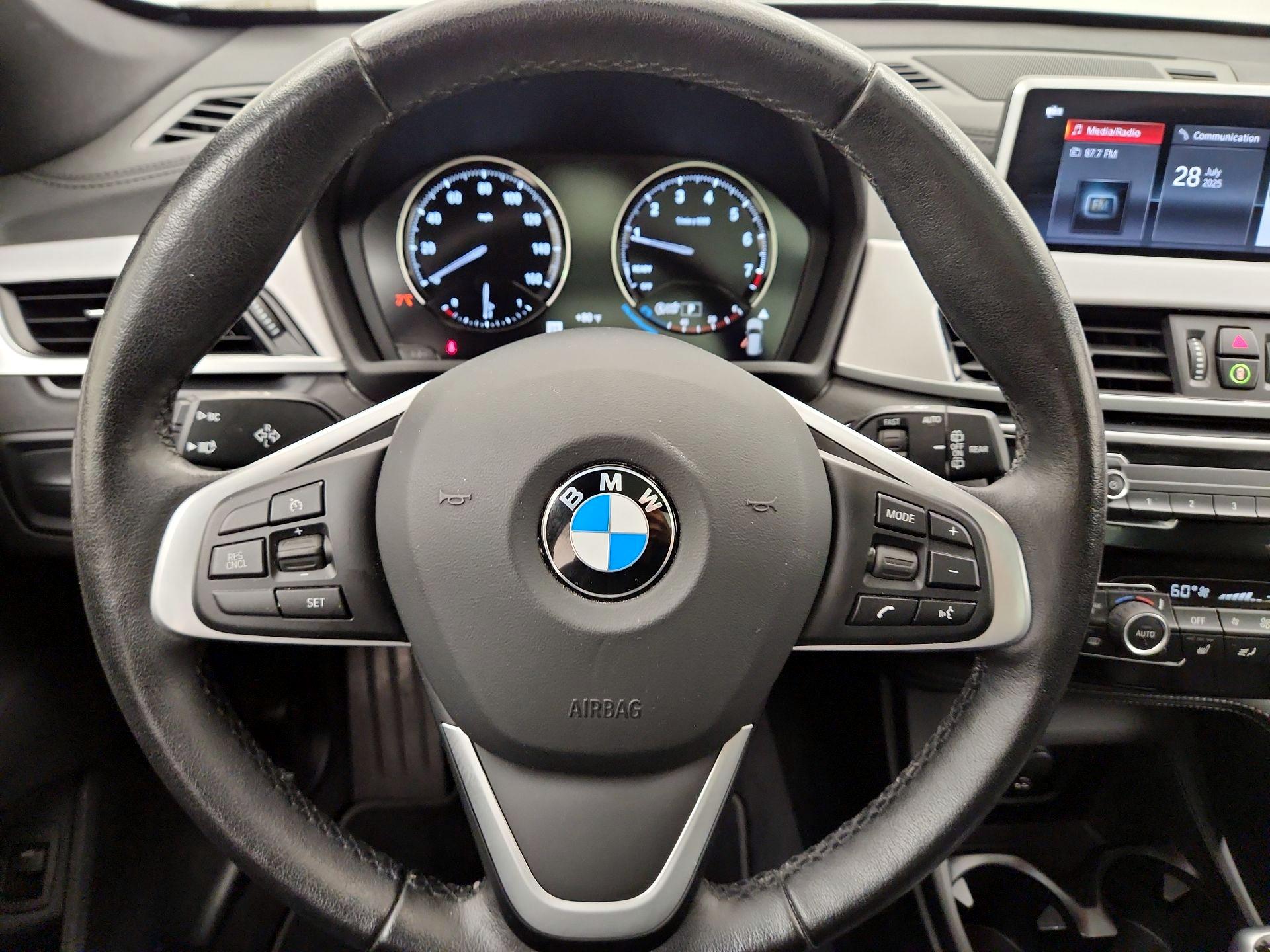 Thumbnail: 2021 BMW X1 - 10