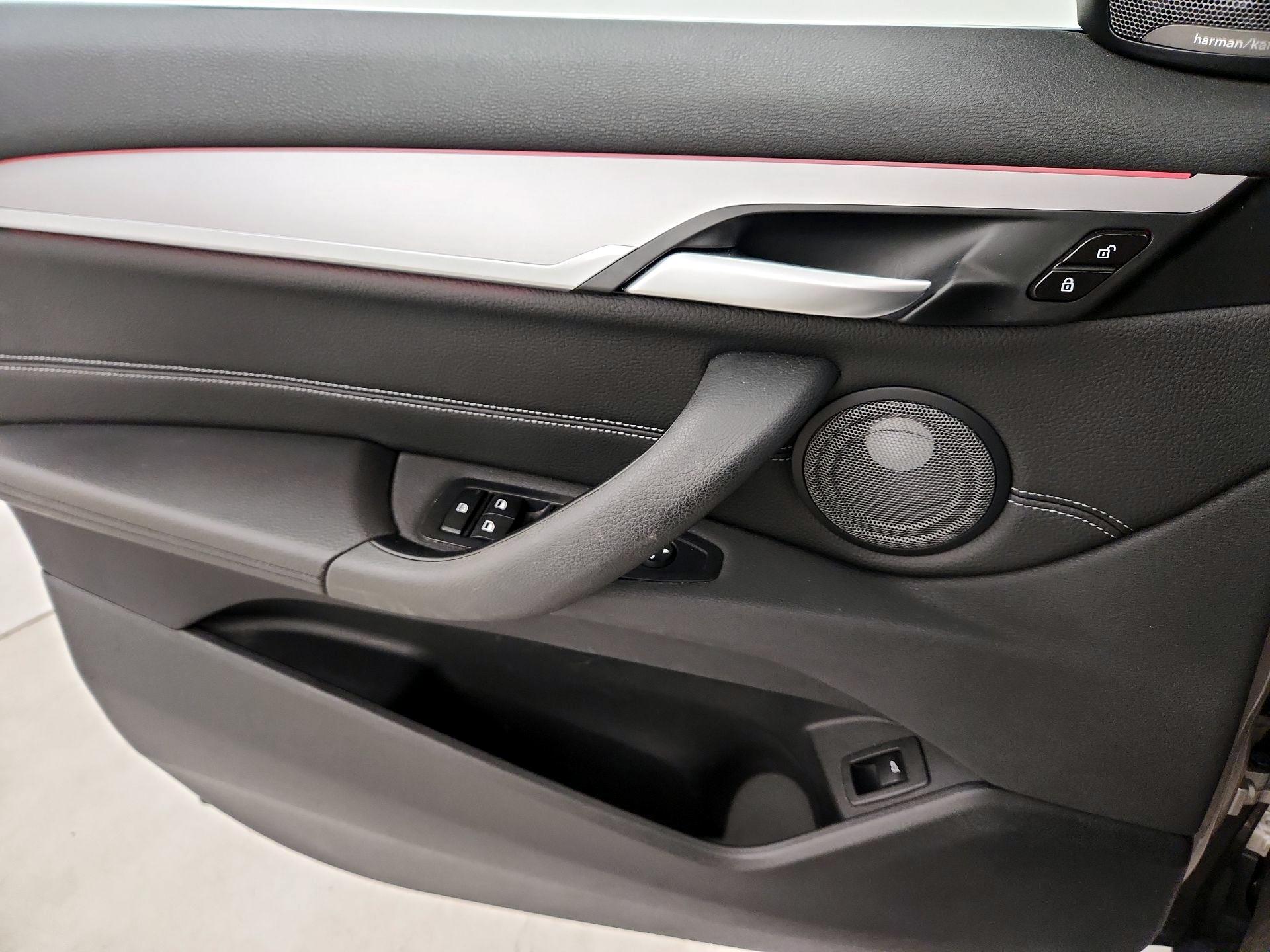 Thumbnail: 2021 BMW X1 - 12