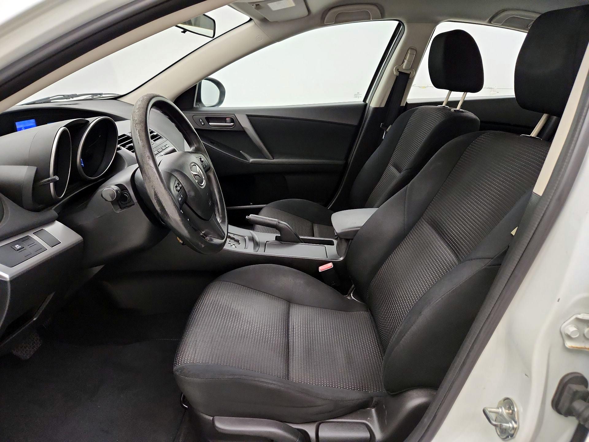 Thumbnail: 2013 Mazda Mazda3 - 11