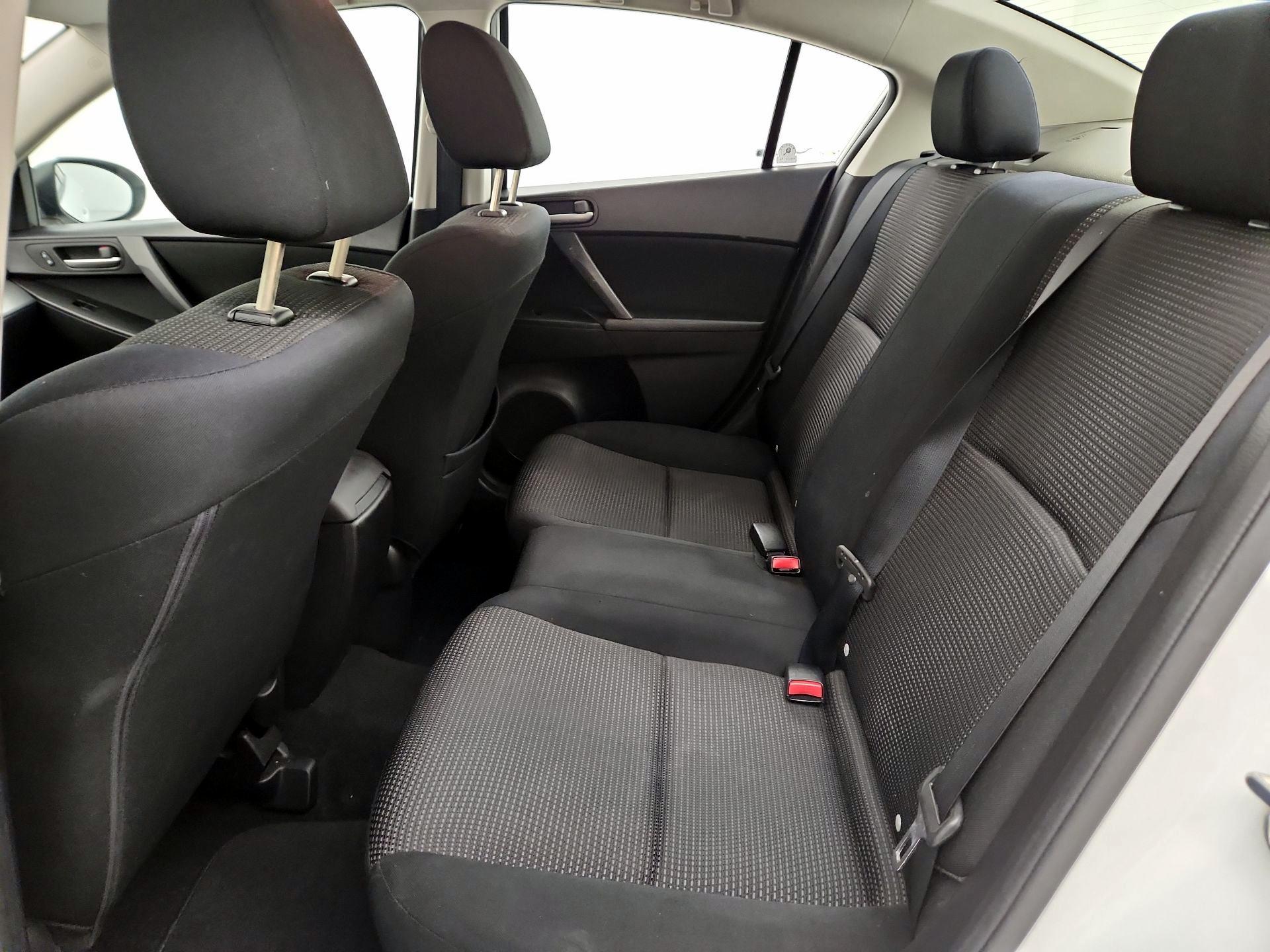 Thumbnail: 2013 Mazda Mazda3 - 16