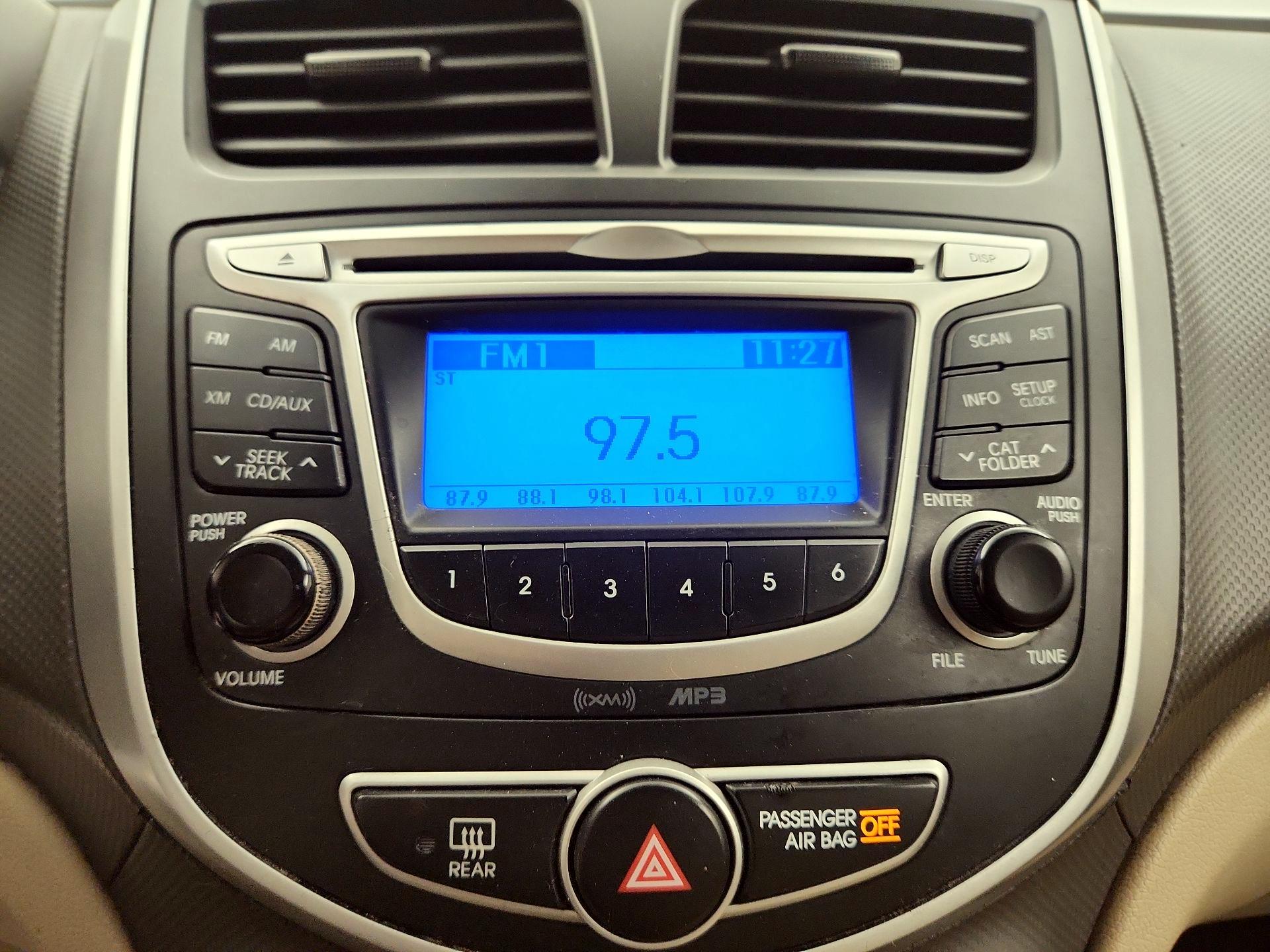Thumbnail: 2013 Hyundai Accent - 14